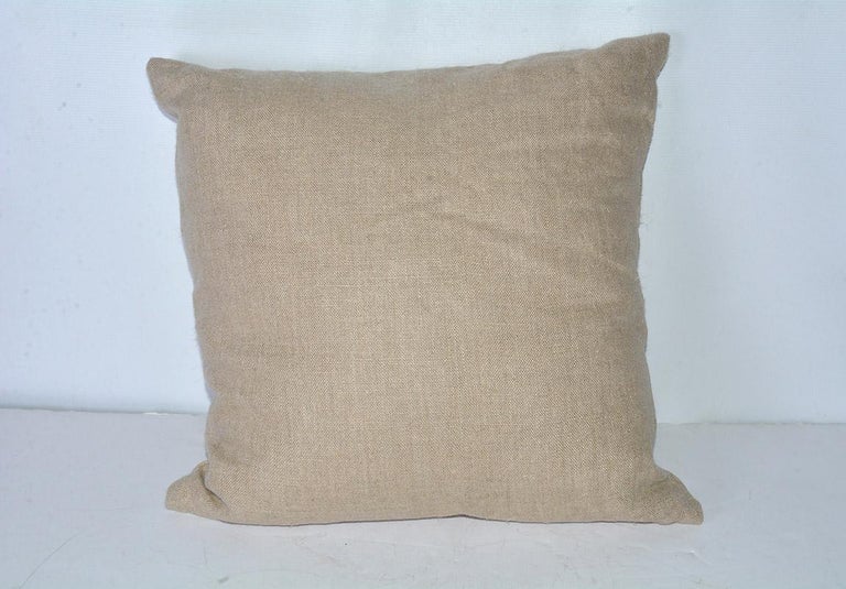 Vintage Linen Pillow Cover with Embroidery and Pillow Insert In Good Condition For Sale In Great Barrington, MA