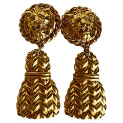 Vintage Lion Gold Tassel Dangle Clip on Earrings