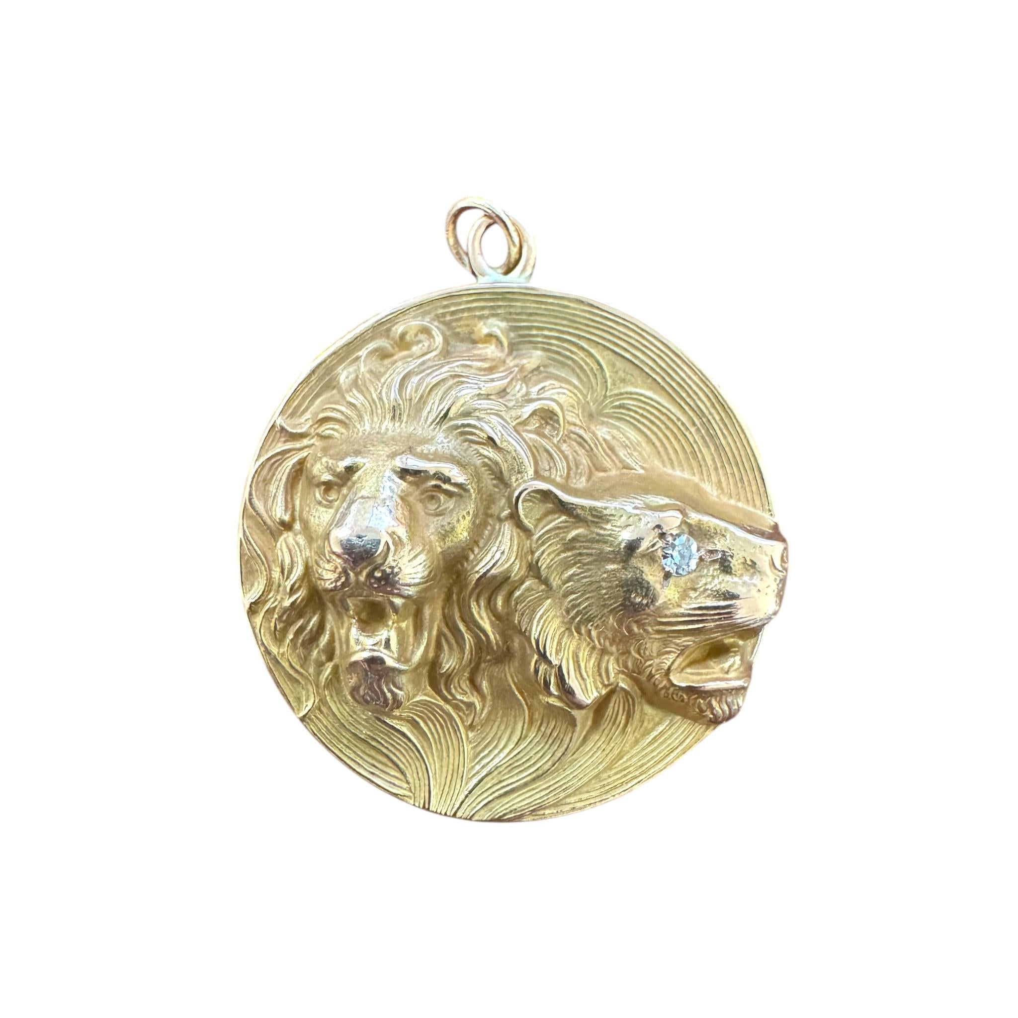 Vintage Lion Head Necklace Pendant In Good Condition In Montgomery, AL