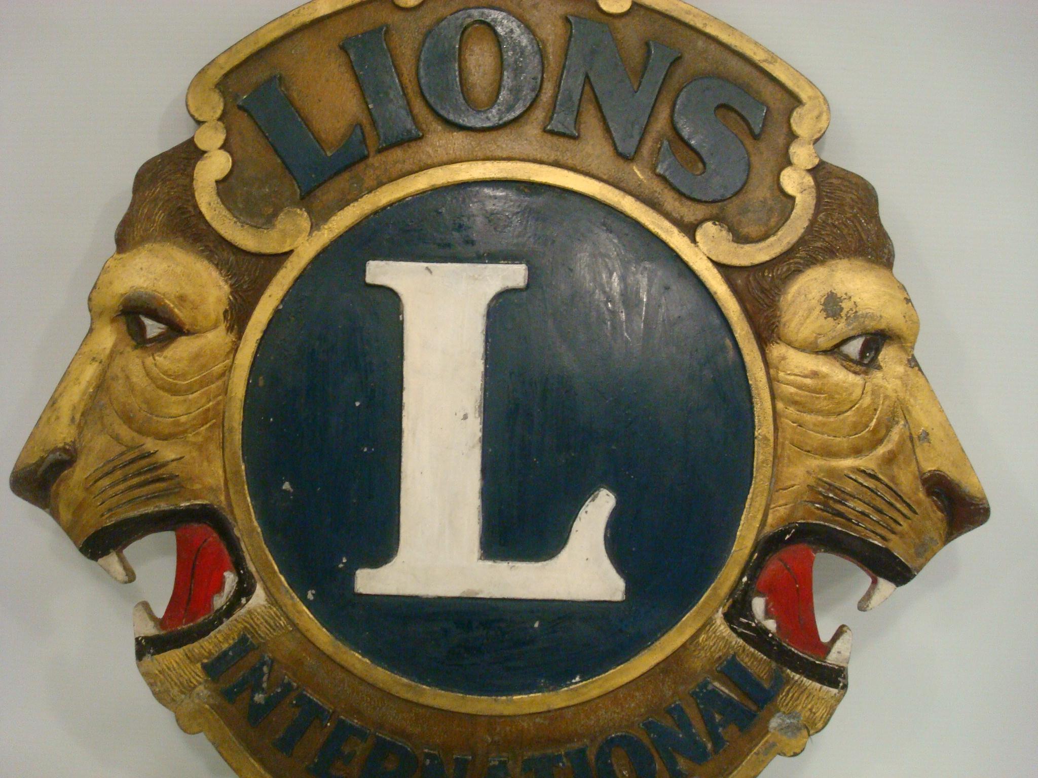 Mid-Century Modern Vintage Lions Club International Metal Plaque / Painted Advertising Sign, 1940´s For Sale