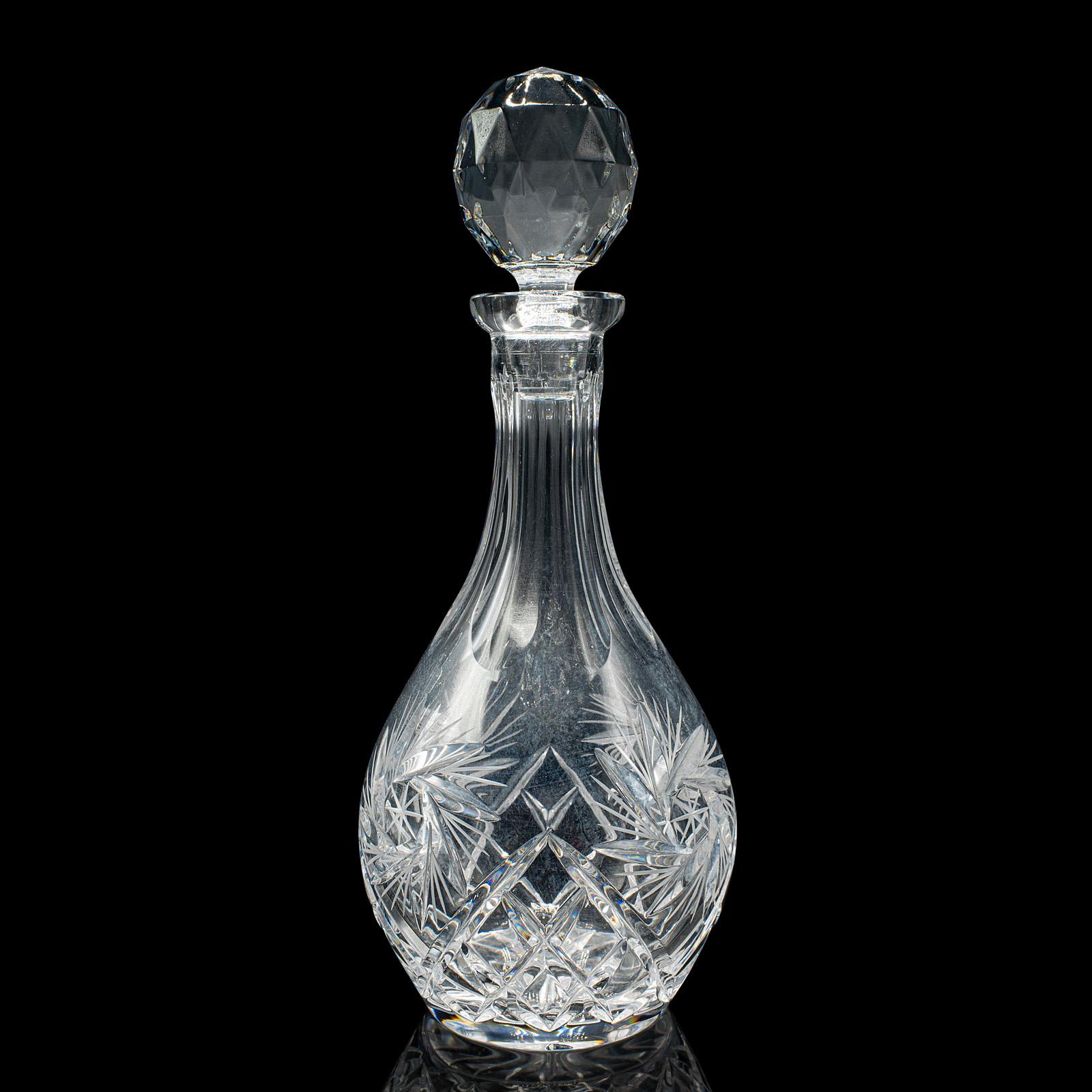 Vintage Liqueur Decanter, English, Cut Crystal Glass, Mid 20th Century, C.1960 In Good Condition For Sale In Hele, Devon, GB