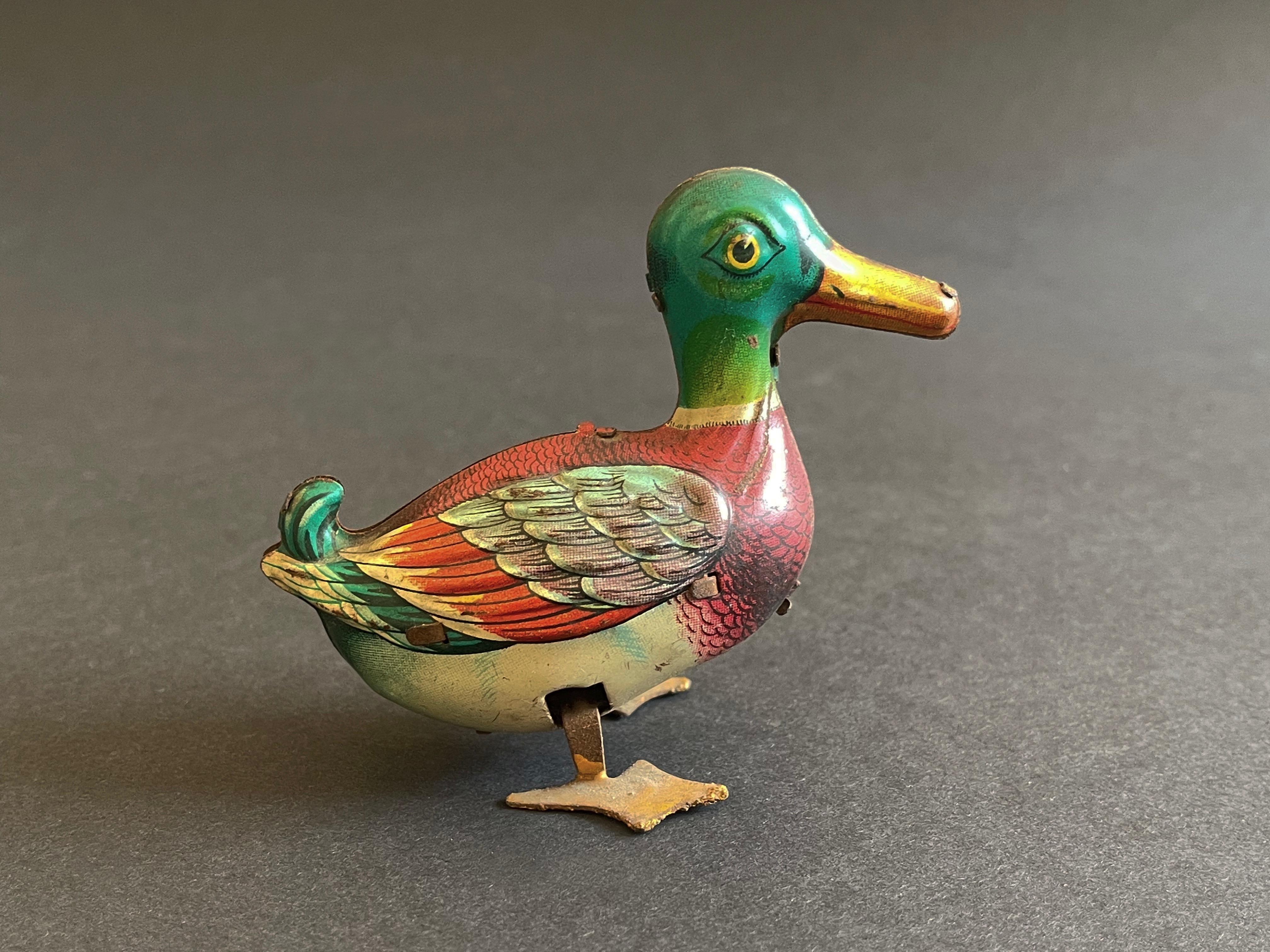Vintage Litho Wind-up Tin Duck 1940's to 1950's, West Germany, US Zone in vendita 6