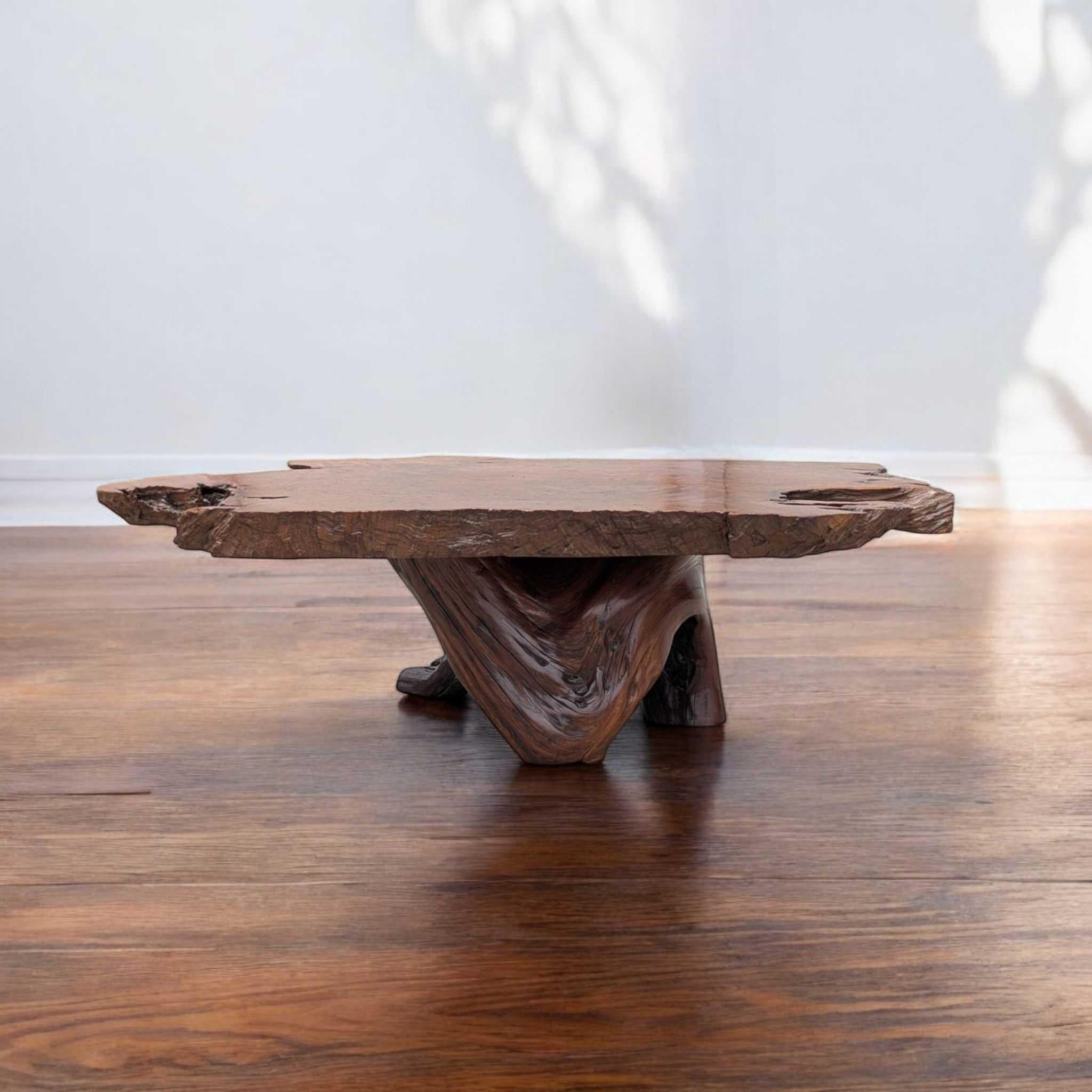 Mesa de centro vintage de madera de burl con base escultural de raíz, c. 1970 en venta 9