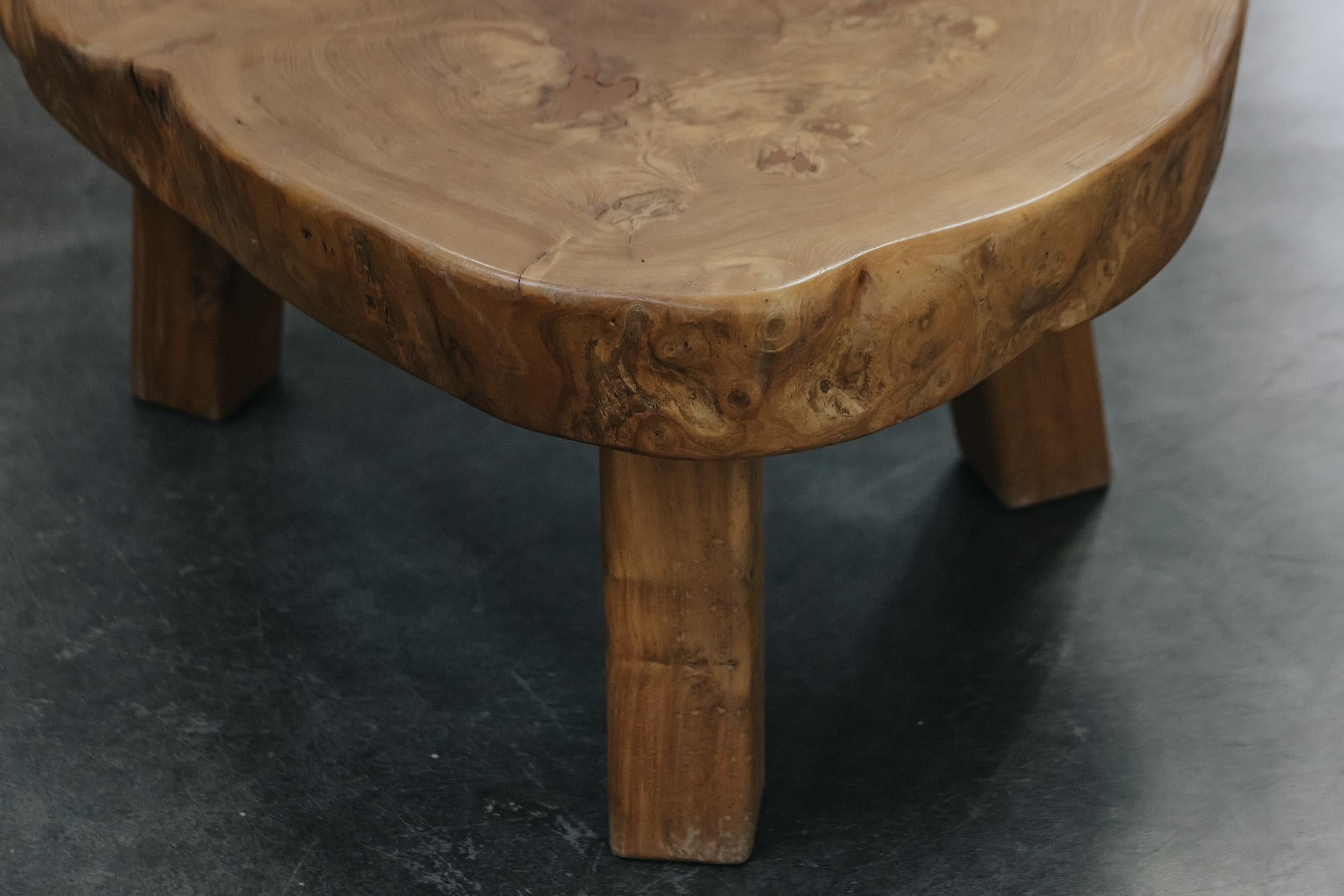 Milieu du XXe siècle Table basse vintage à bords vifs de France, vers 1960 en vente