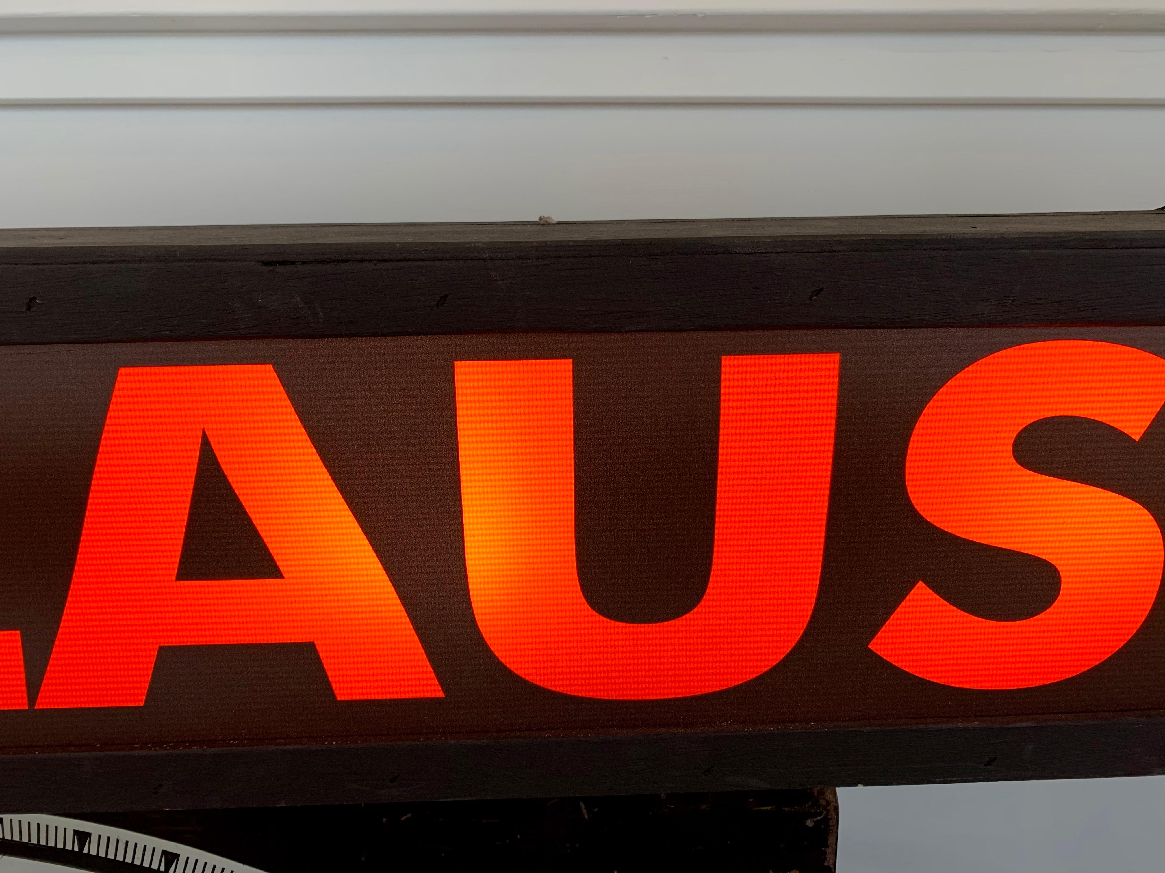 vintage applause sign