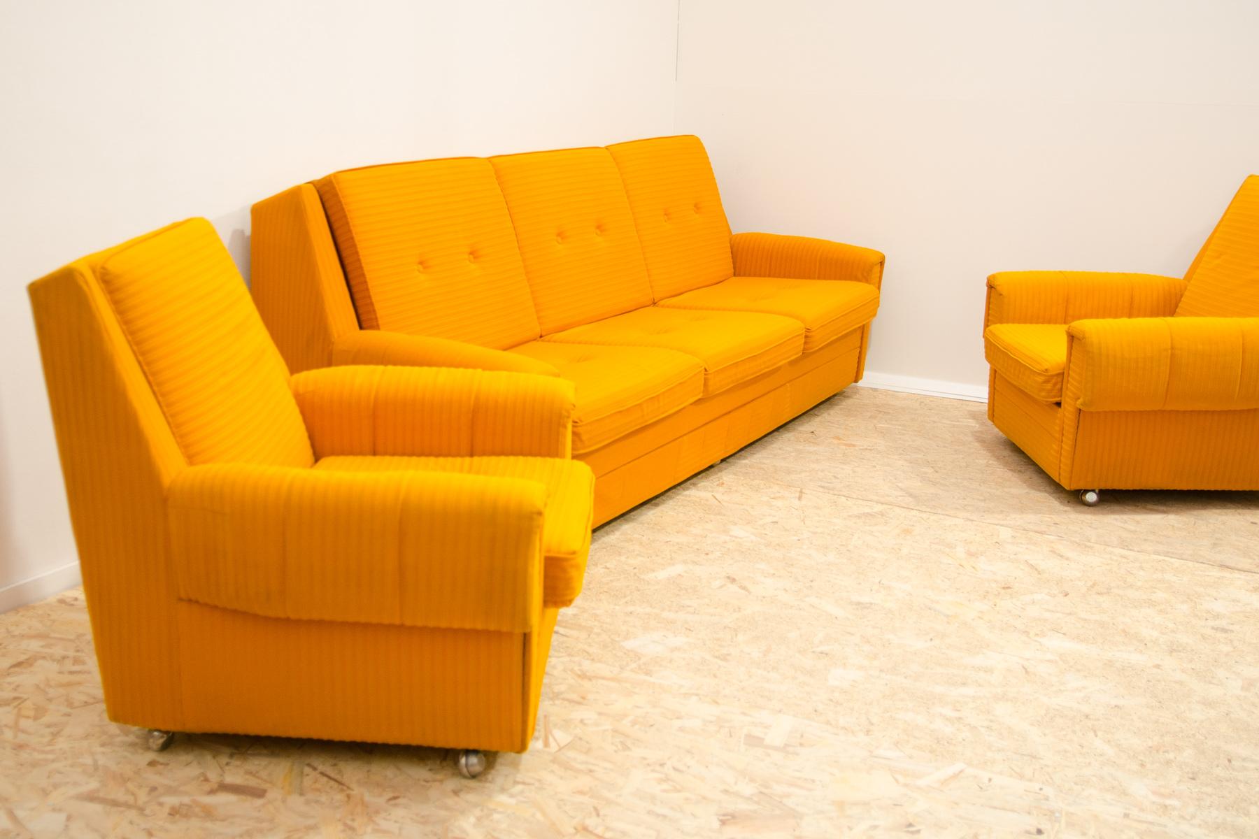 Mid-Century Modern Vintage living room set, Europe, 1970´s For Sale