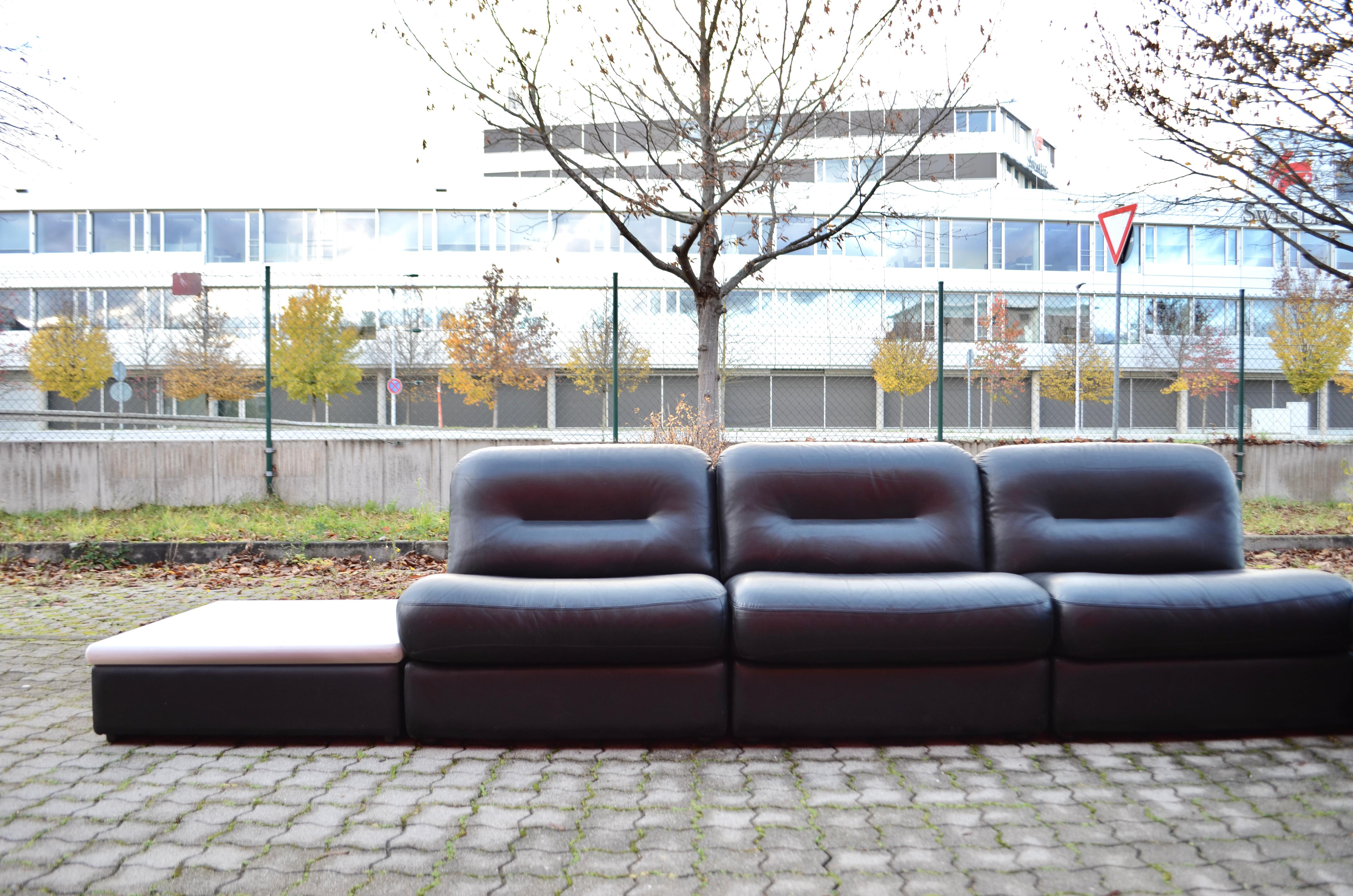  Modulares schwarzes Leder-Lounge-Sofa im Vintage-Stil für das Wohnzimmer, Deutschland, 1970 (Moderne) im Angebot