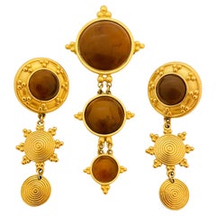 Vintage LIZ CLAIBORNE Etruscan gold cabochons designer runway brooch earrings