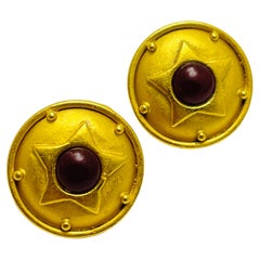 Vintage LIZ CLAIBORNE etruskische Designer-Ohrringe aus Goldglas