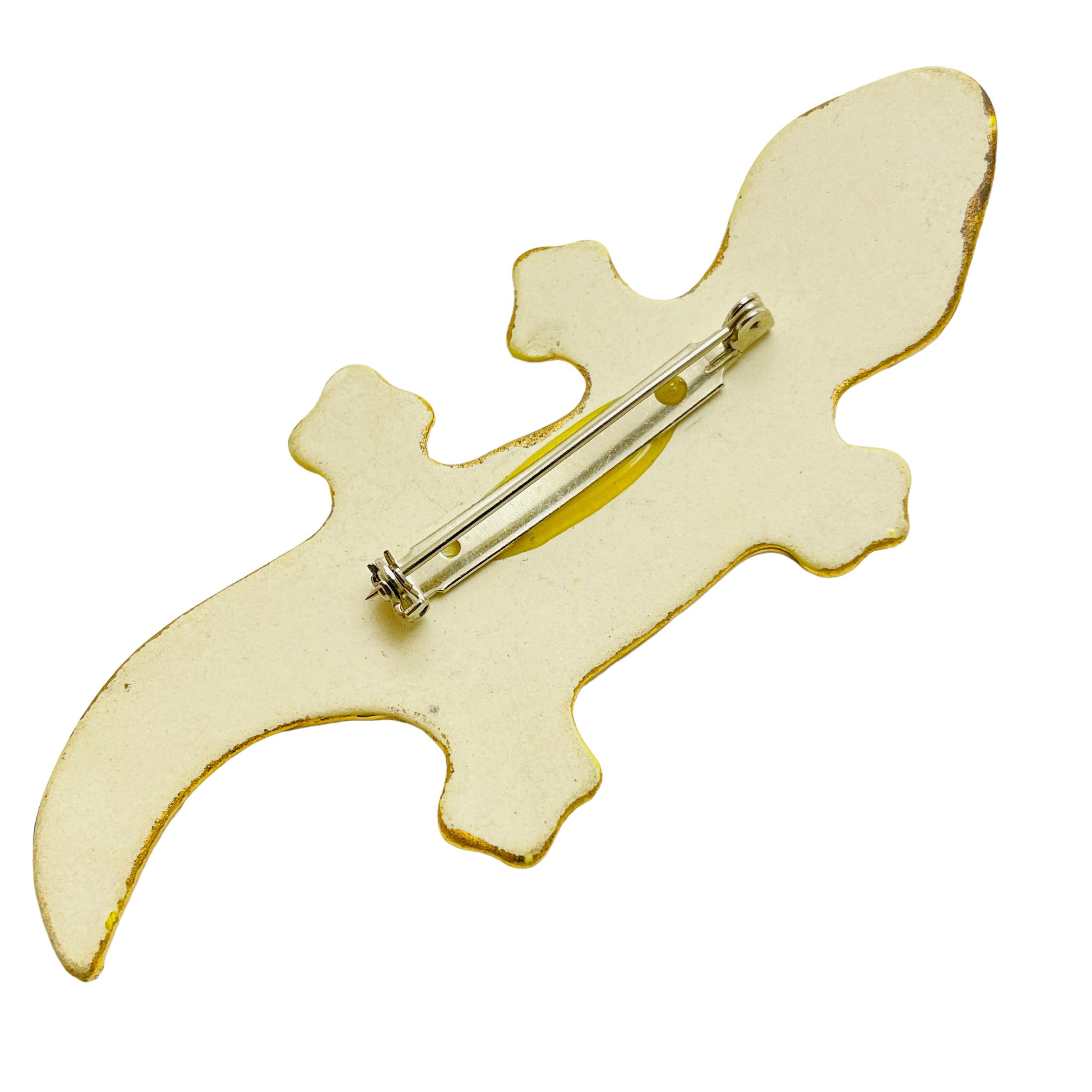 Vintage lizzard porcelain artisan colorful designer brooch In Good Condition For Sale In Palos Hills, IL