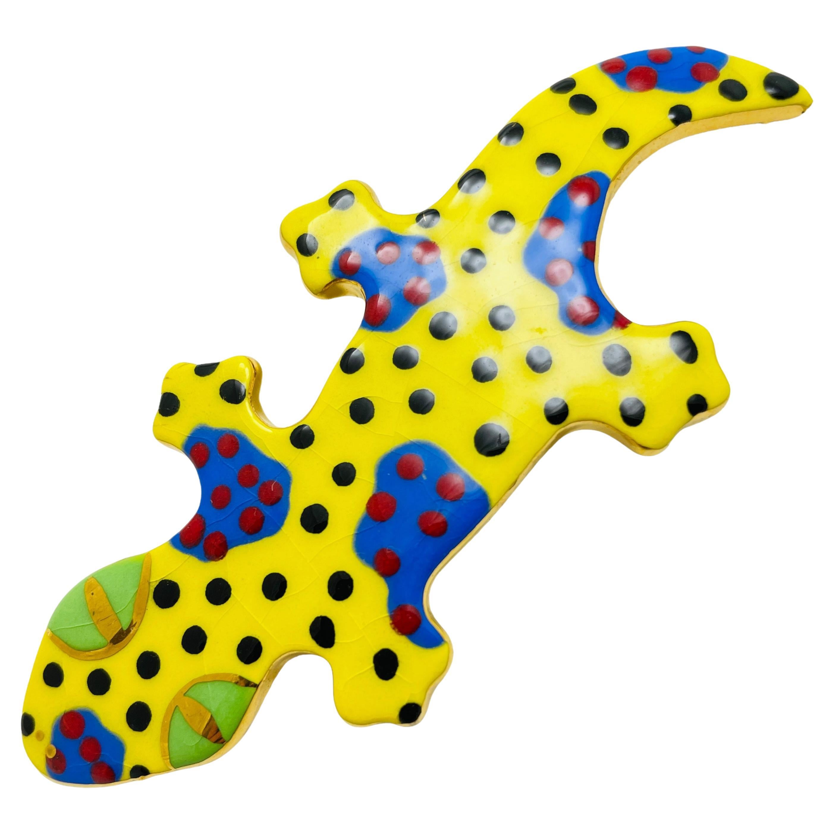 Vintage lizzard porcelain artisan colorful designer brooch For Sale