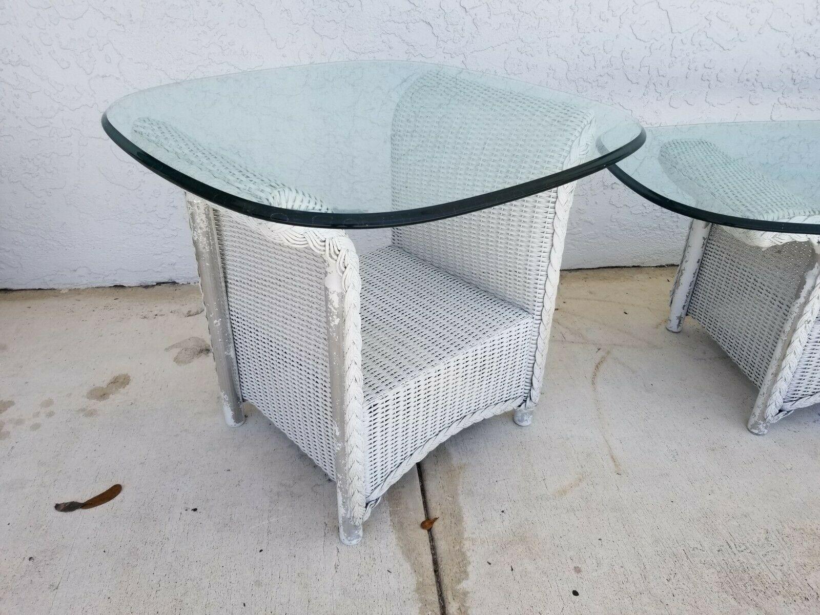 Vintage LLOYD FLANDERS Loom Wicker Side Tables  For Sale 3