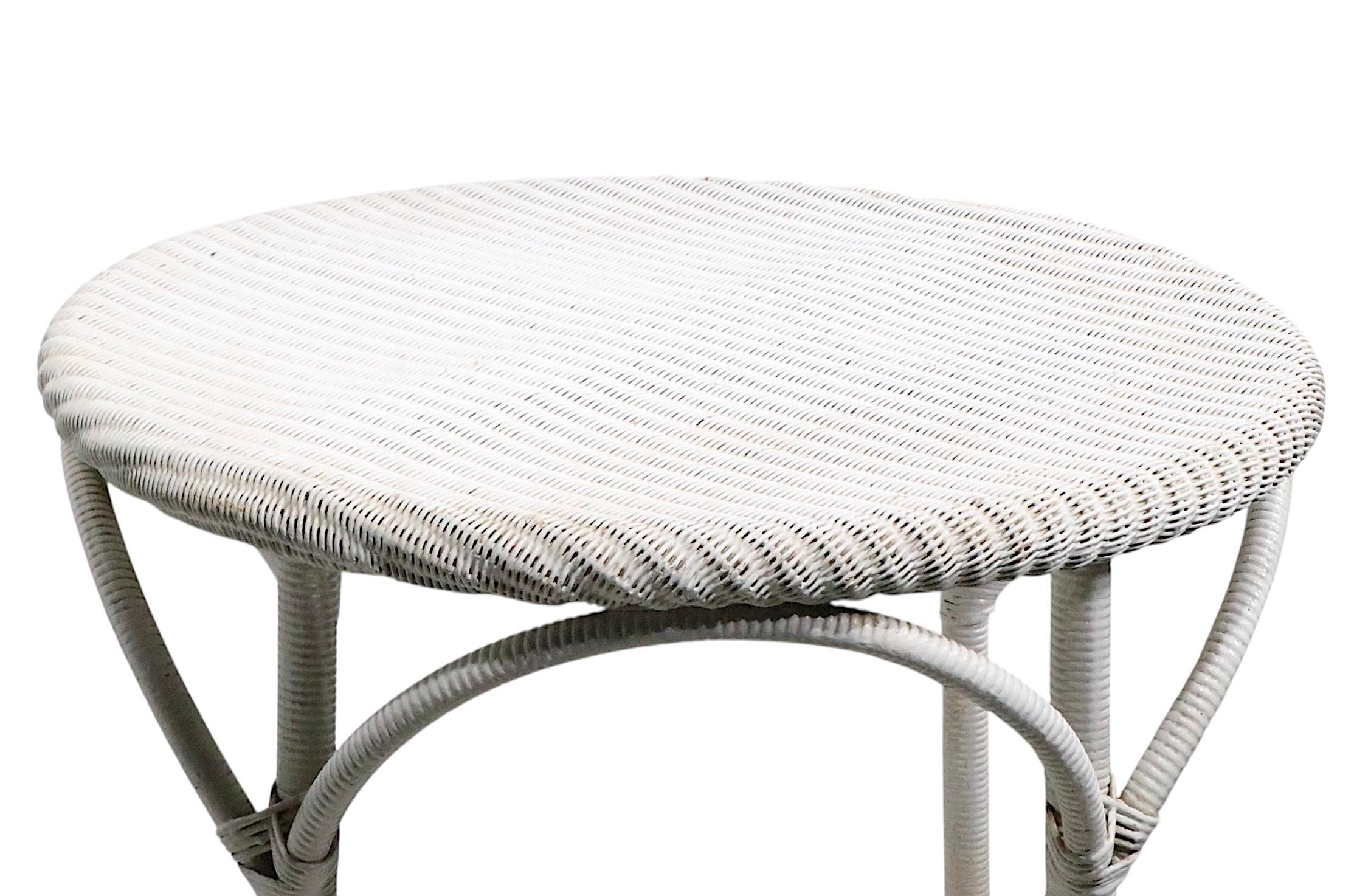 Vimini Tavolo in vimini Lloyd Loom d'epoca, anni '20/'40 circa in vendita