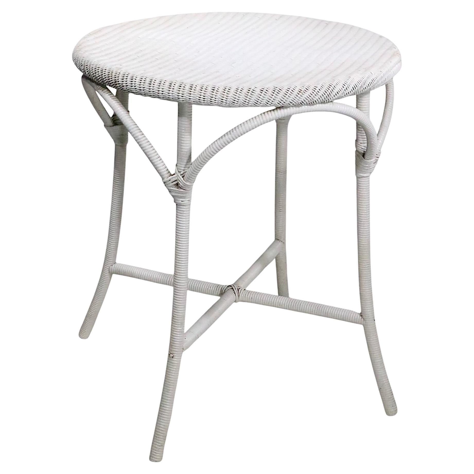 Tavolo in vimini Lloyd Loom d
epoca, anni
20/
40 circa