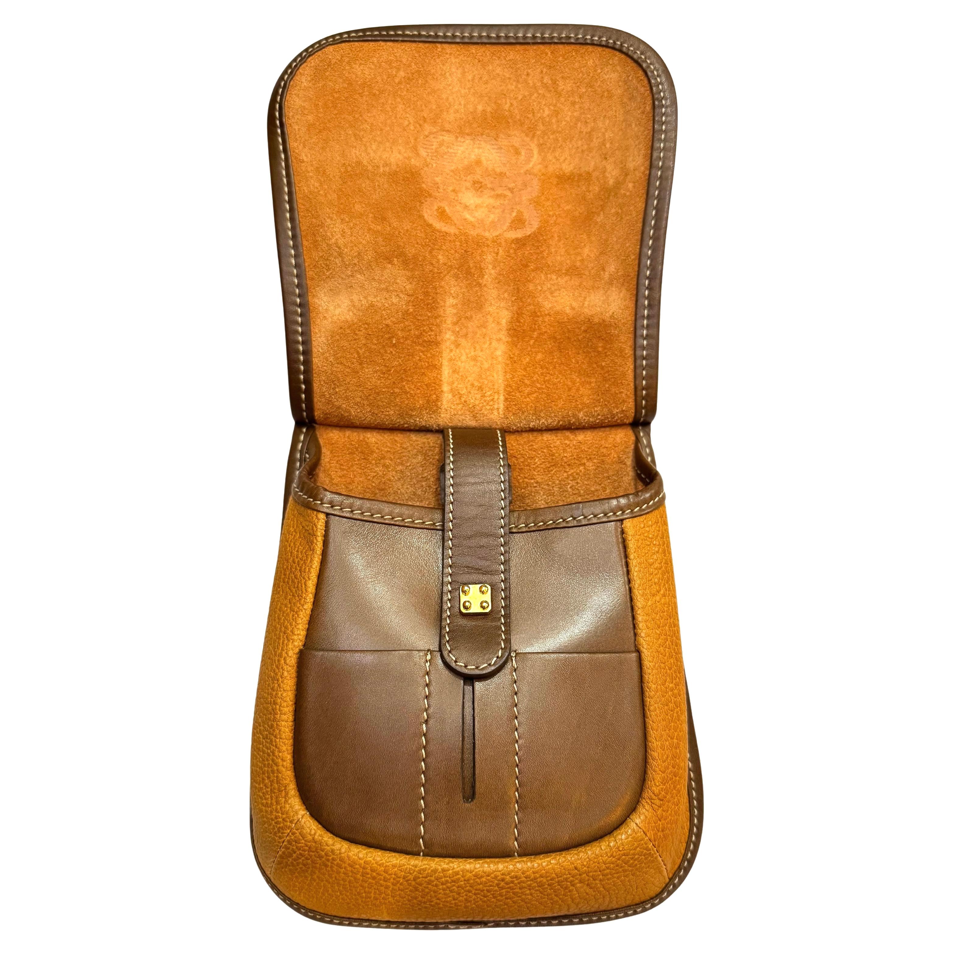 Vintage LOEWE Anagramm Ledergürteltasche Senf für Damen oder Herren im Angebot