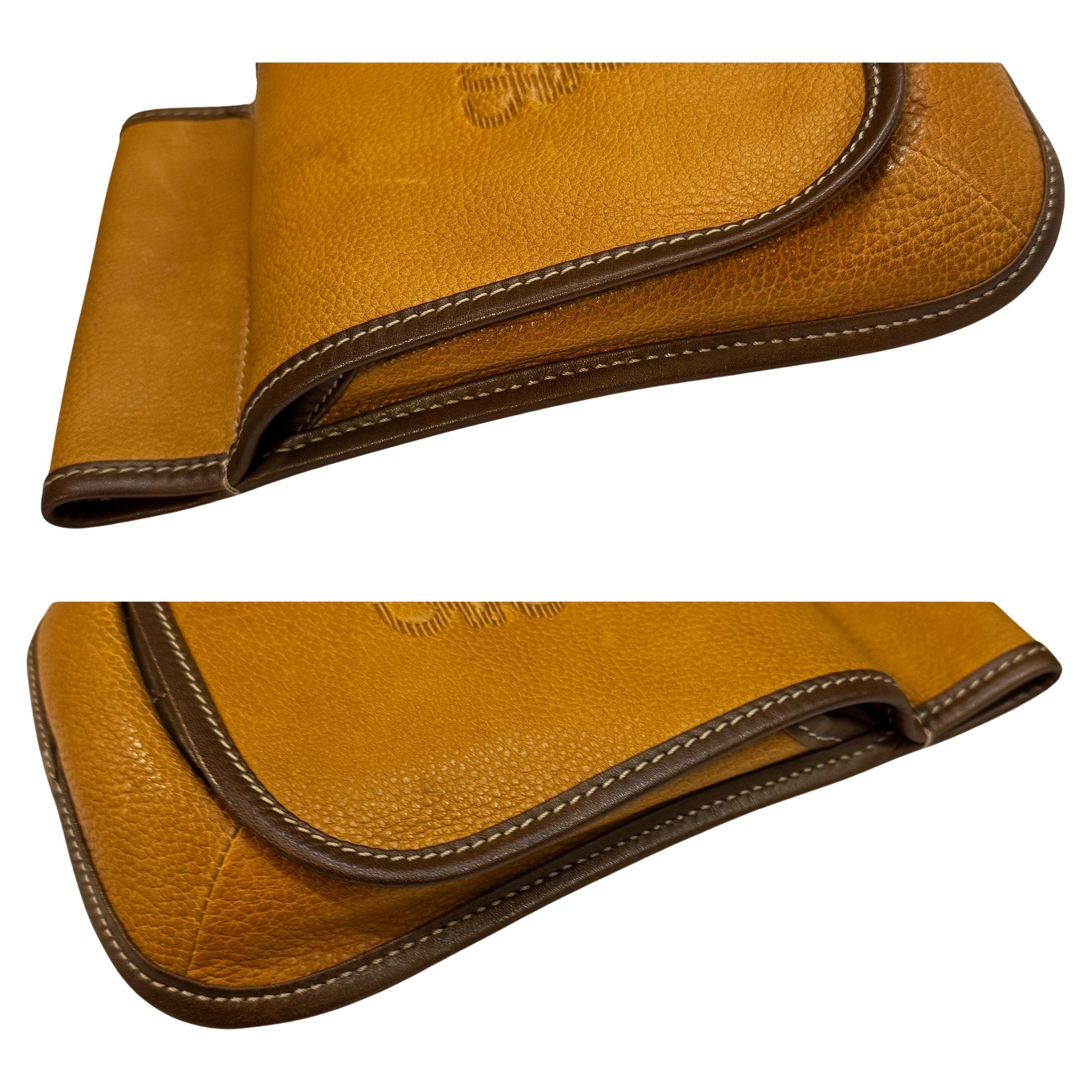 Vintage LOEWE Anagramm Ledergürteltasche Senf im Angebot 1
