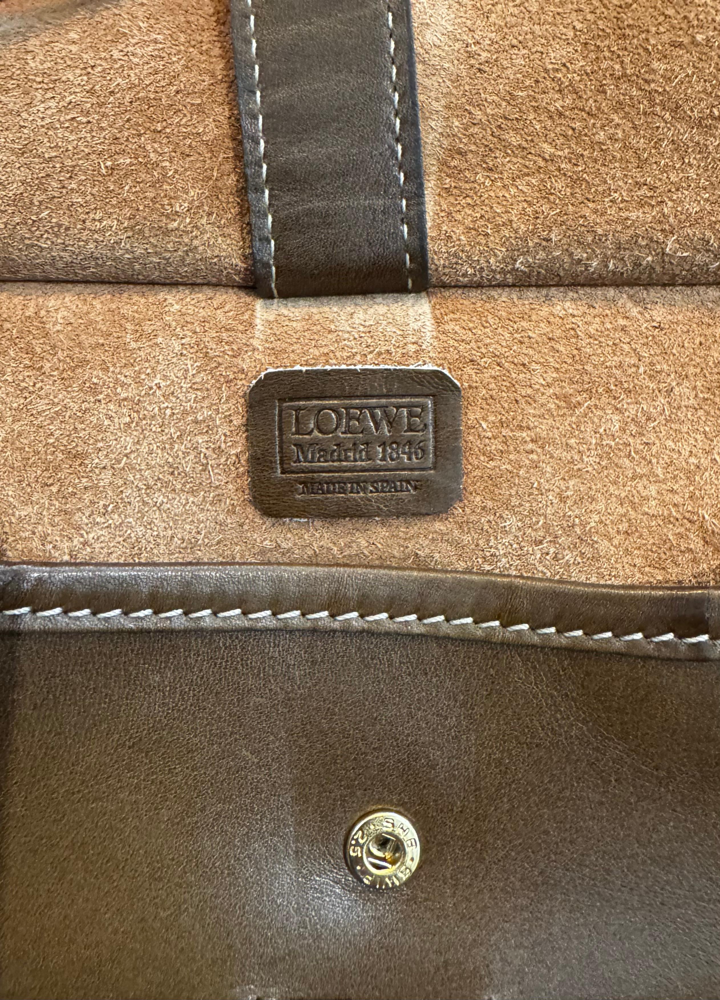 Vintage LOEWE Anagramm Ledergürteltasche Senf im Angebot 2