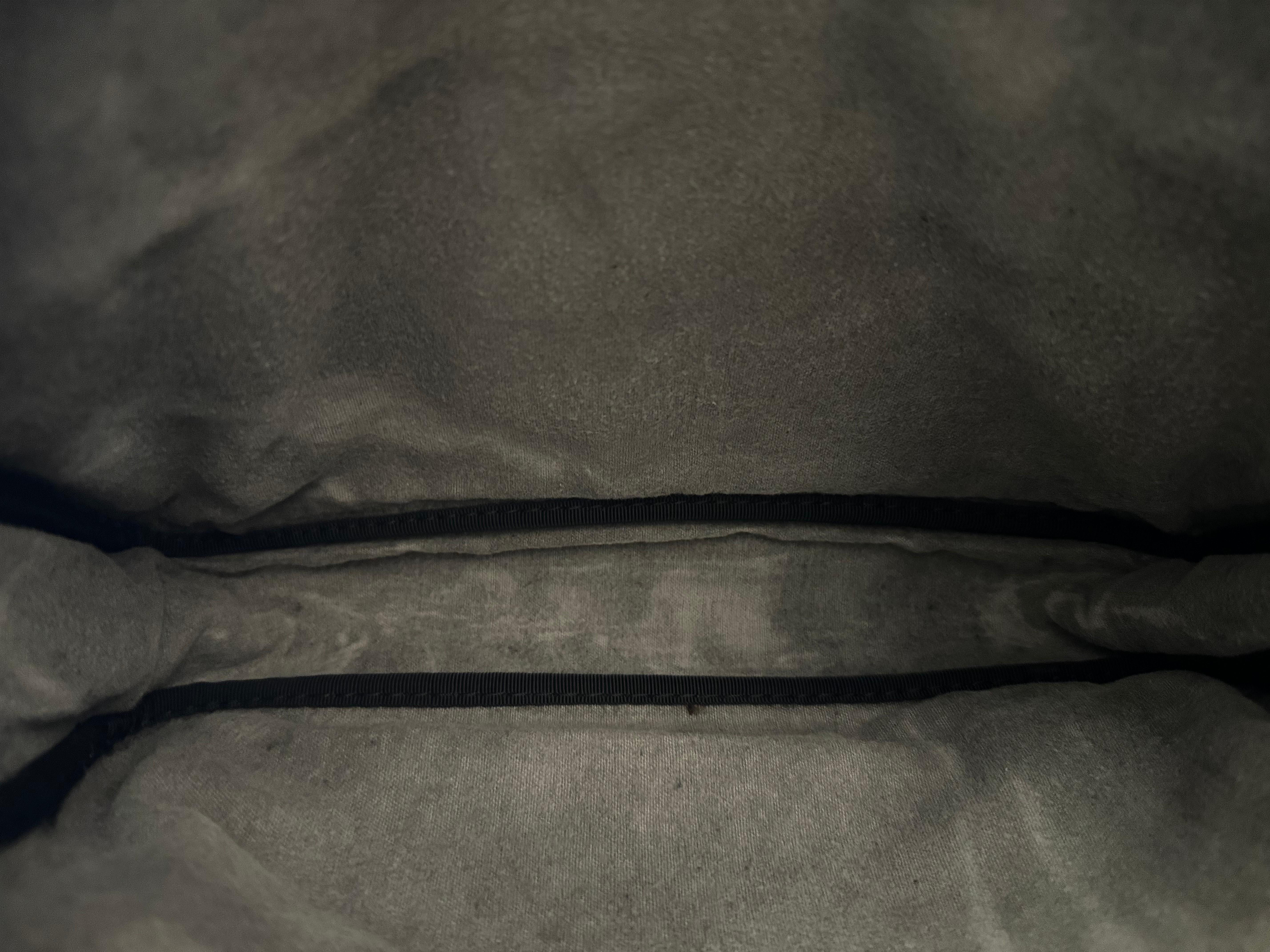 Vintage LOEWE Calfskin Leather Anagram Camera Bag Black Unisex Mens  For Sale 9
