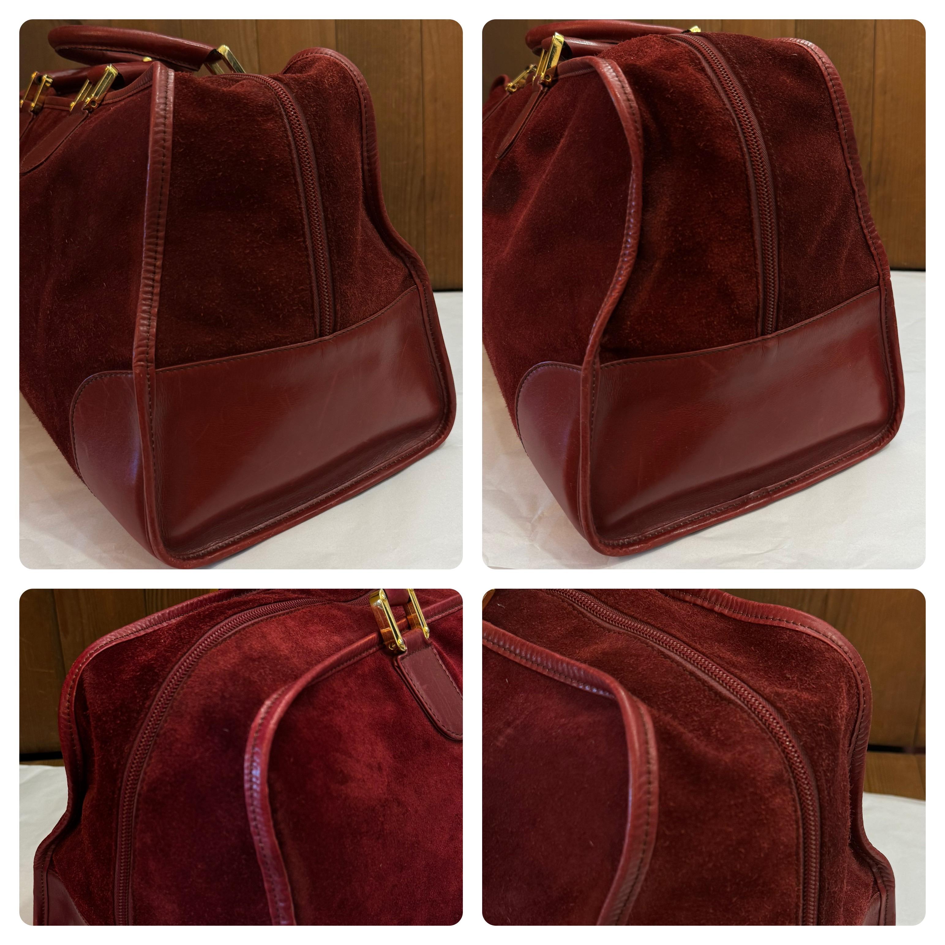 Vintage LOEWE Wildleder Anagramm Amazona 50 Boston Tasche Burgund Unisex im Zustand „Gut“ im Angebot in Bangkok, TH