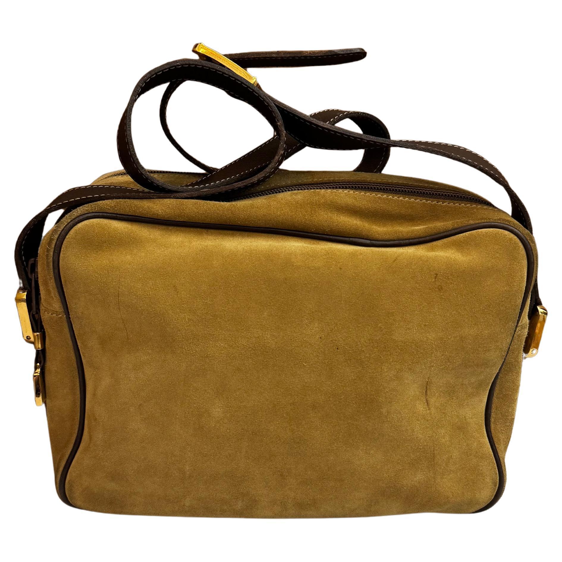 Vintage LOEWE Bolsa Cámara Anagrama Ante Marrón Unisex Hombre en venta 2