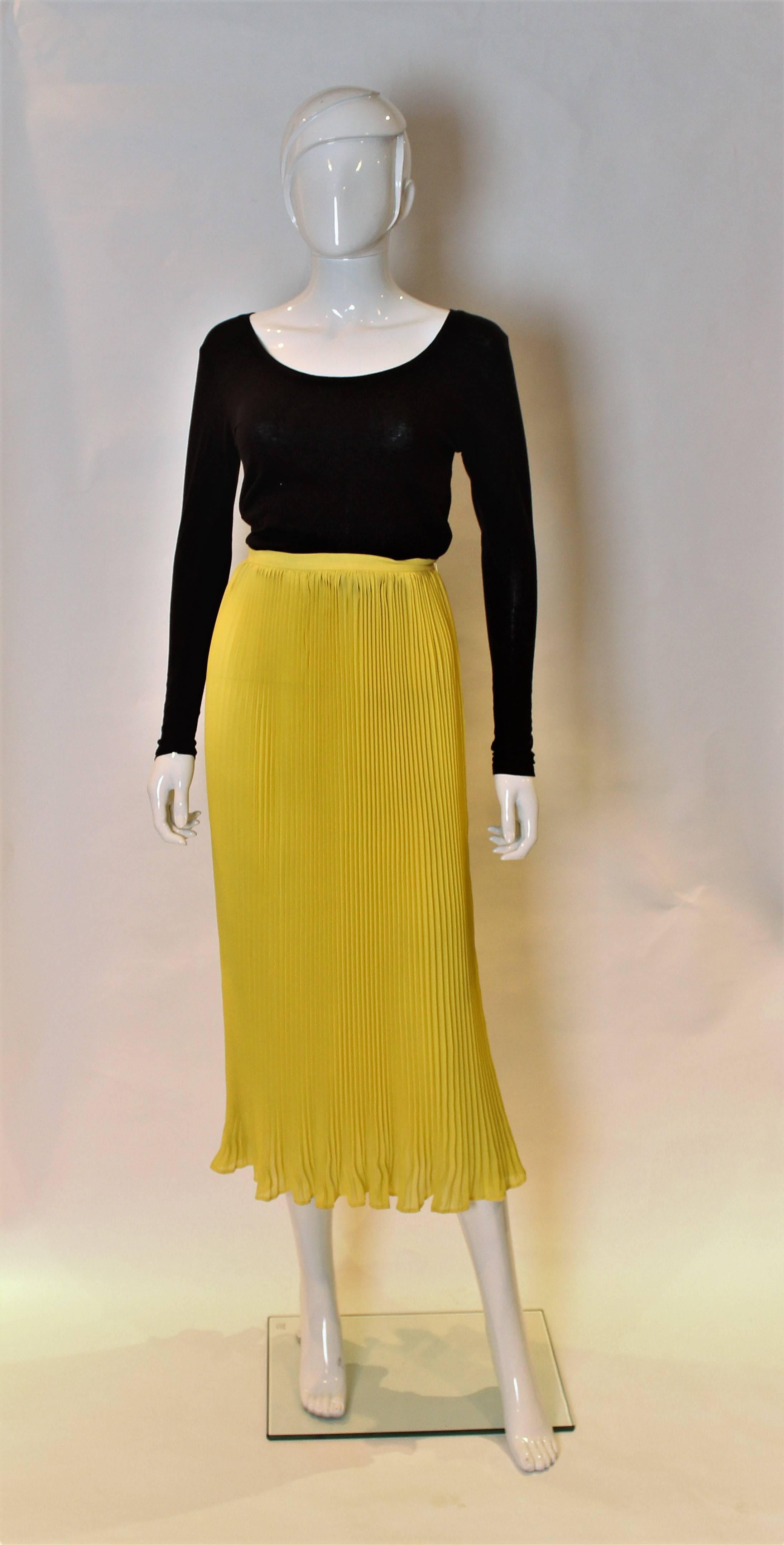 Vintage Lolita Lempika Yellow Pleated Skirt In Excellent Condition In London, GB