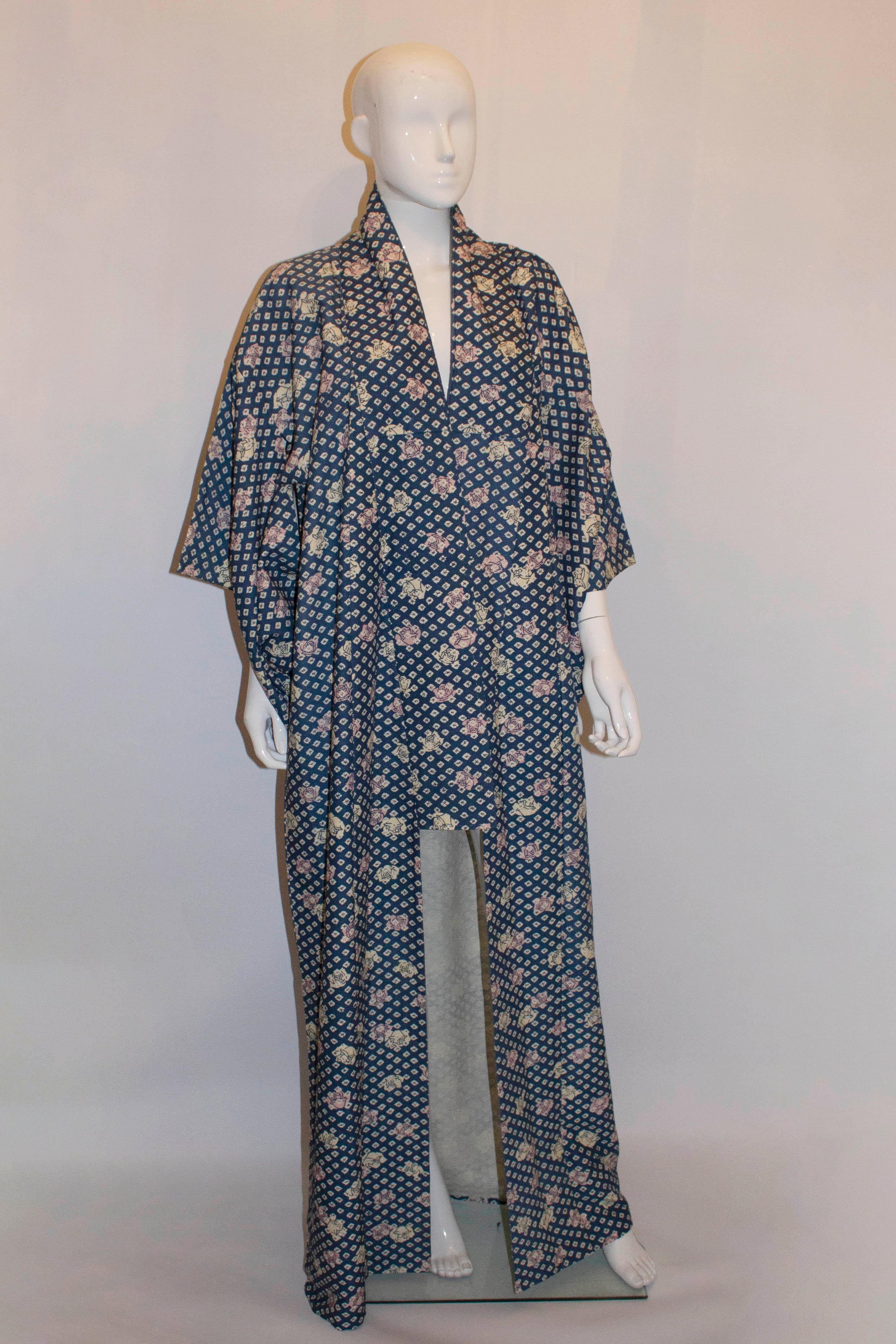 Vintage Long Blue Kimono with Rose Detail For Sale 2