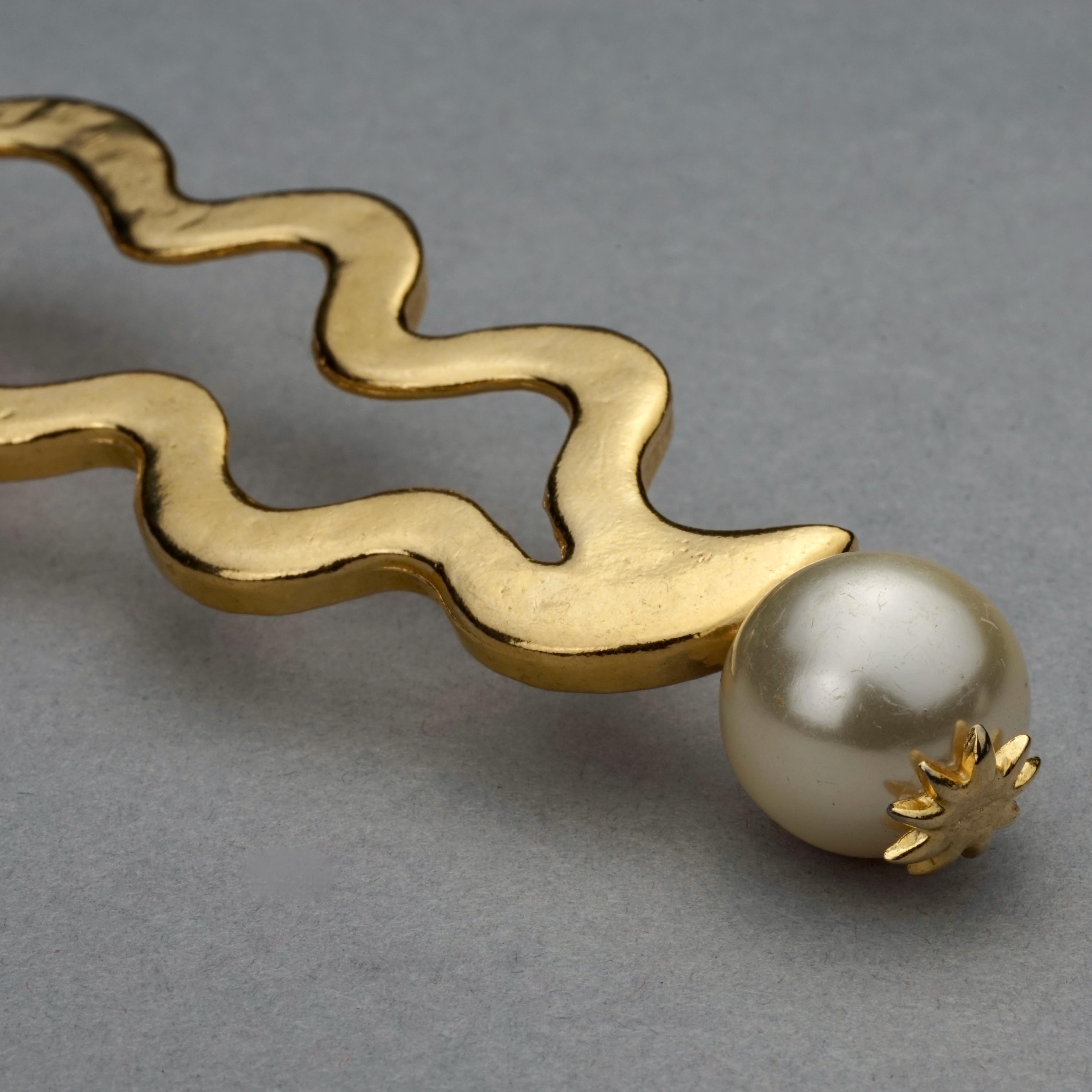 Vintage Long EDOUARD RAMBAUD Pearl Zigzag Brooch For Sale 1