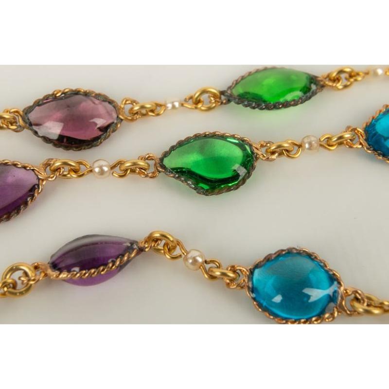 Vintage Long Glass Paste Necklace In Excellent Condition For Sale In SAINT-OUEN-SUR-SEINE, FR