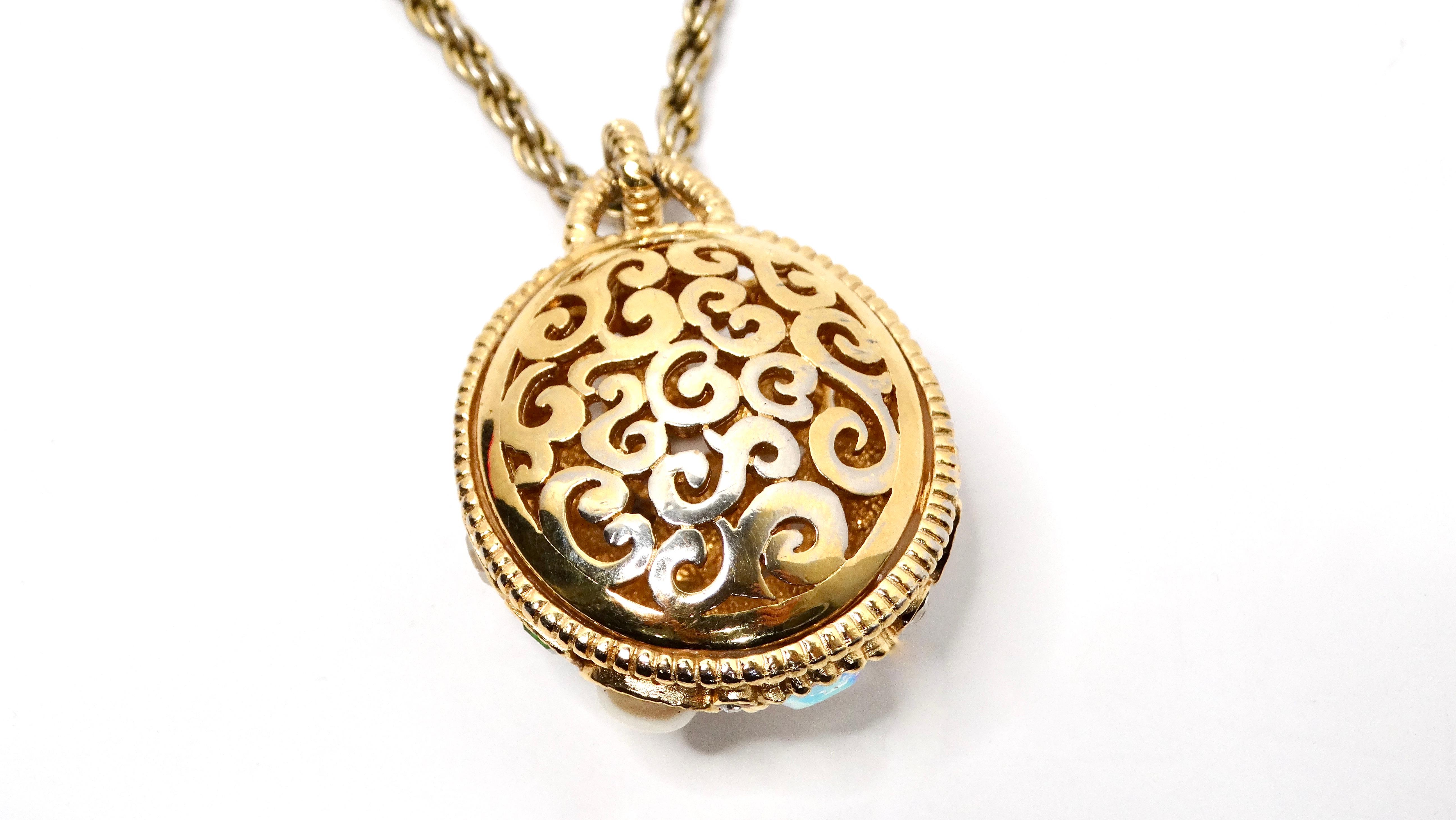 Women's Vintage Long Rope Chain & Multicolor Costume Jewel Encrusted Pendant Necklace For Sale