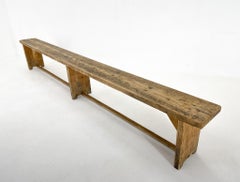 Banc long en bois vintage, années 1950