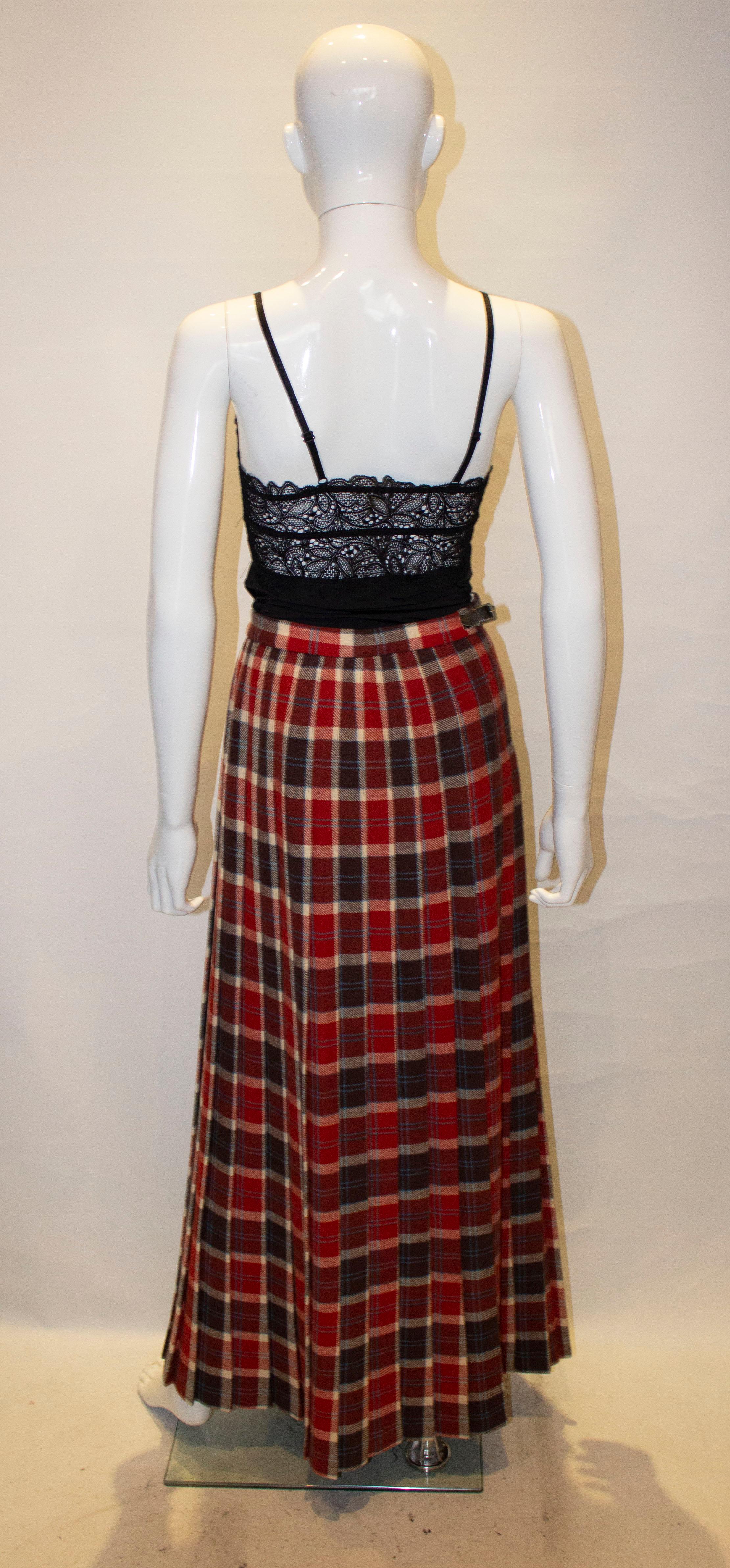 Brown Vintage Long Wool Kilt by Laid Portch of Scotland