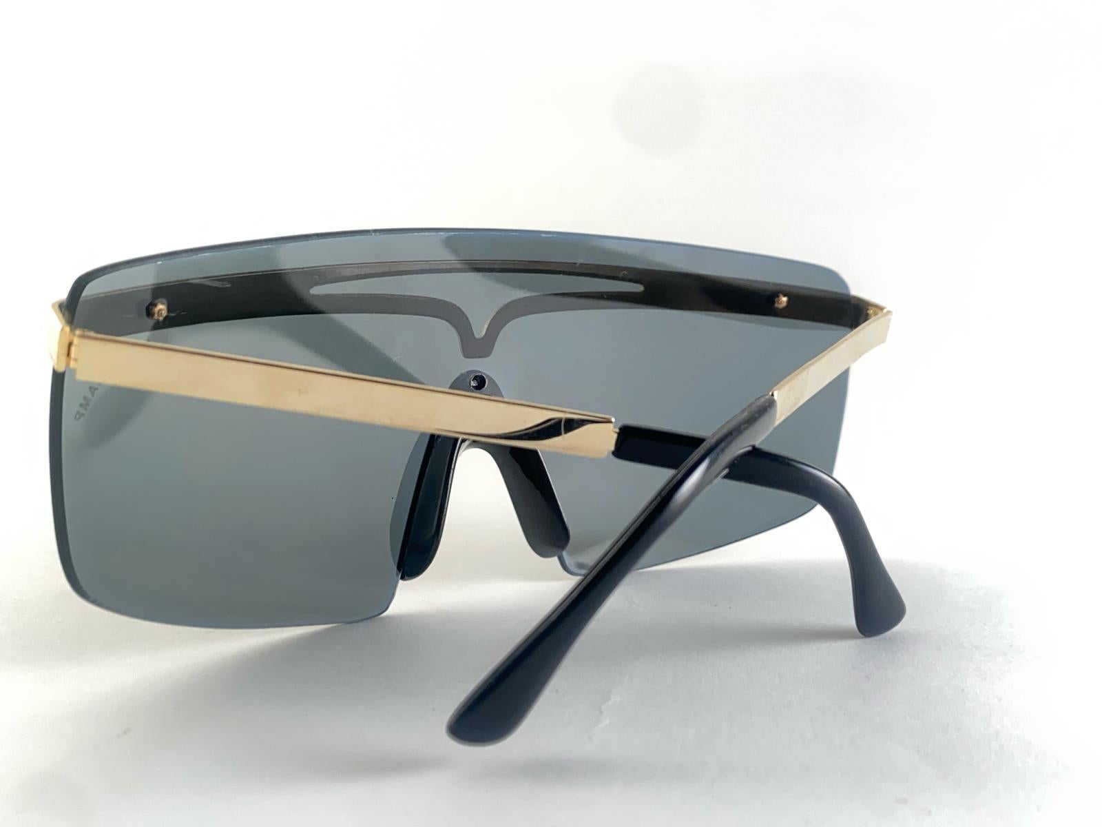 Lunettes de soleil vintage Longchamp Screen Green & Greene Greene Made In France 1980's en vente 2