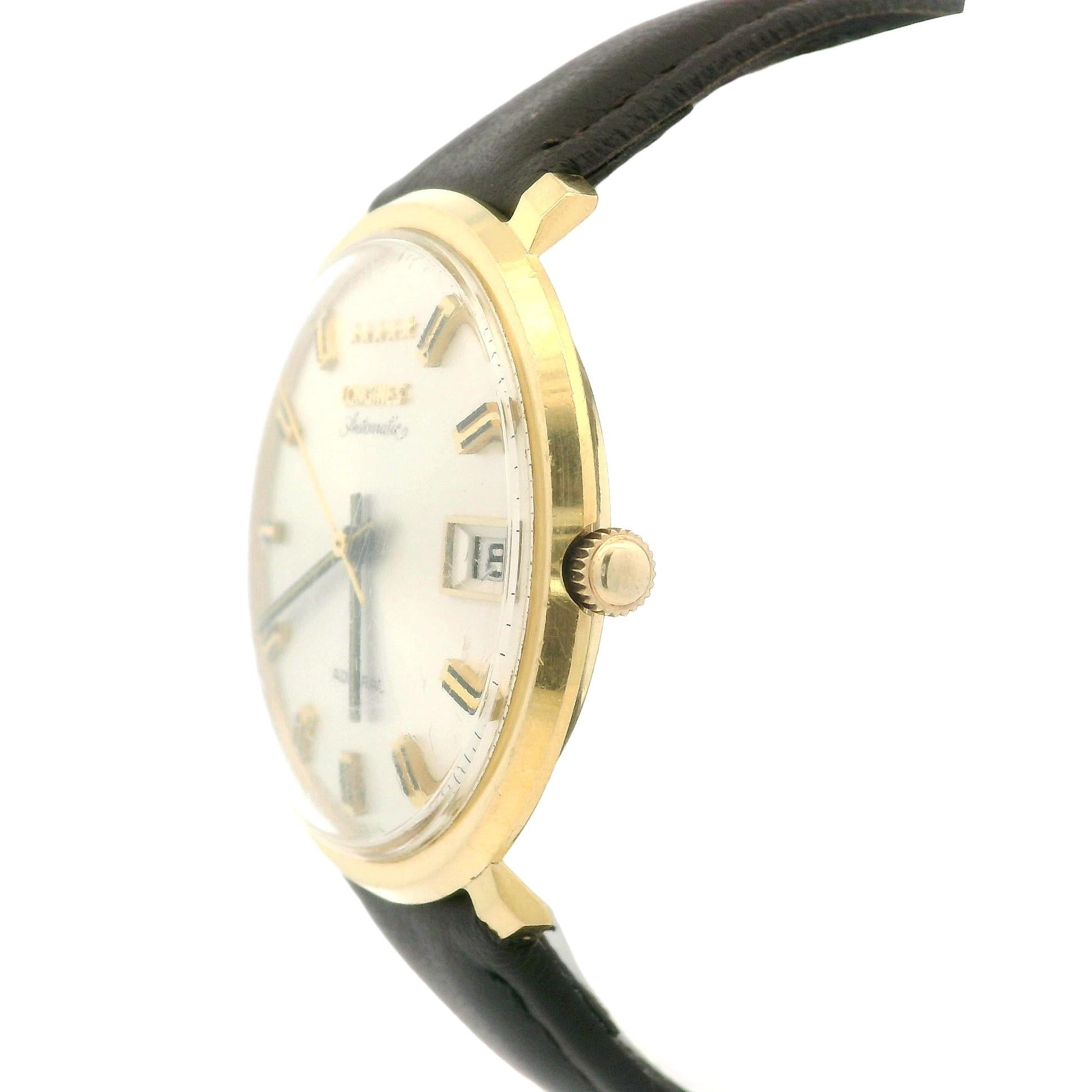 Vintage Longines Admiral 5 Star 18k Yellow Gold 35mm Automatic Wrist Watch In Excellent Condition In Montclair, NJ