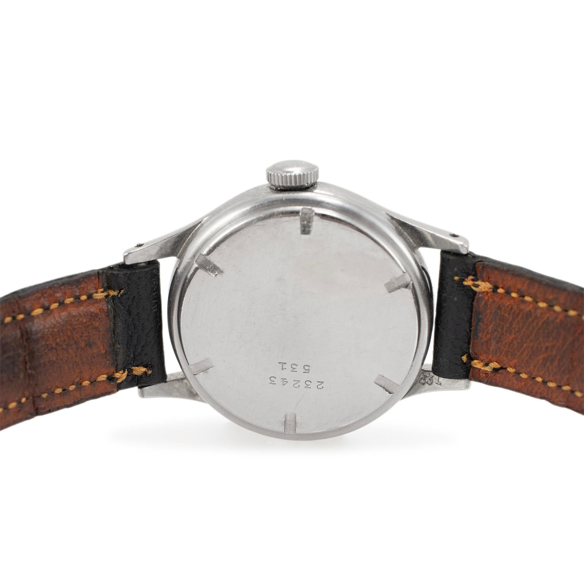 Women's or Men's Vintage Longines Sei Tacche 33.5mm 4528 Gilt Dial Stainless Steel Military Watch For Sale