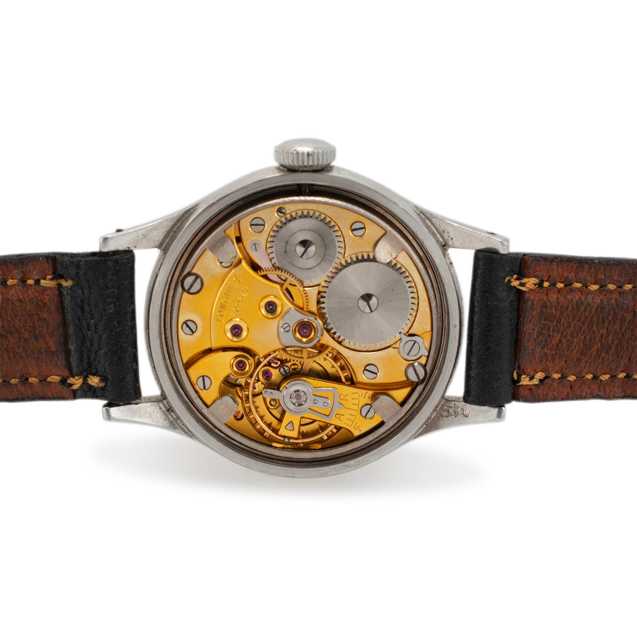 Vintage Longines Sei Tacche 33.5mm 4528 Gilt Dial Stainless Steel Military Watch For Sale 2