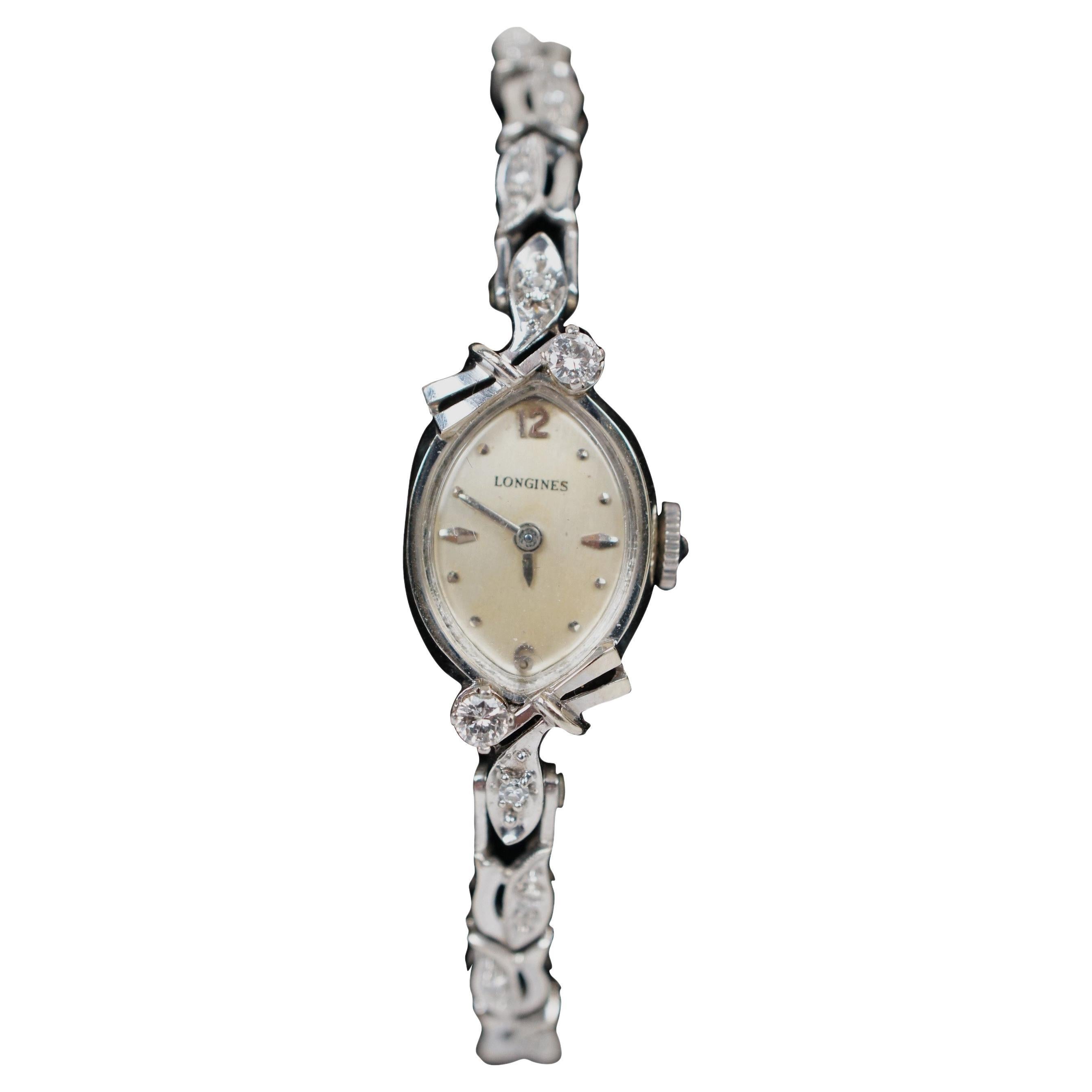 Vintage Longines Wittnauer 14K White Gold Diamond 17 Jewel Ladies Wrist Watch  For Sale