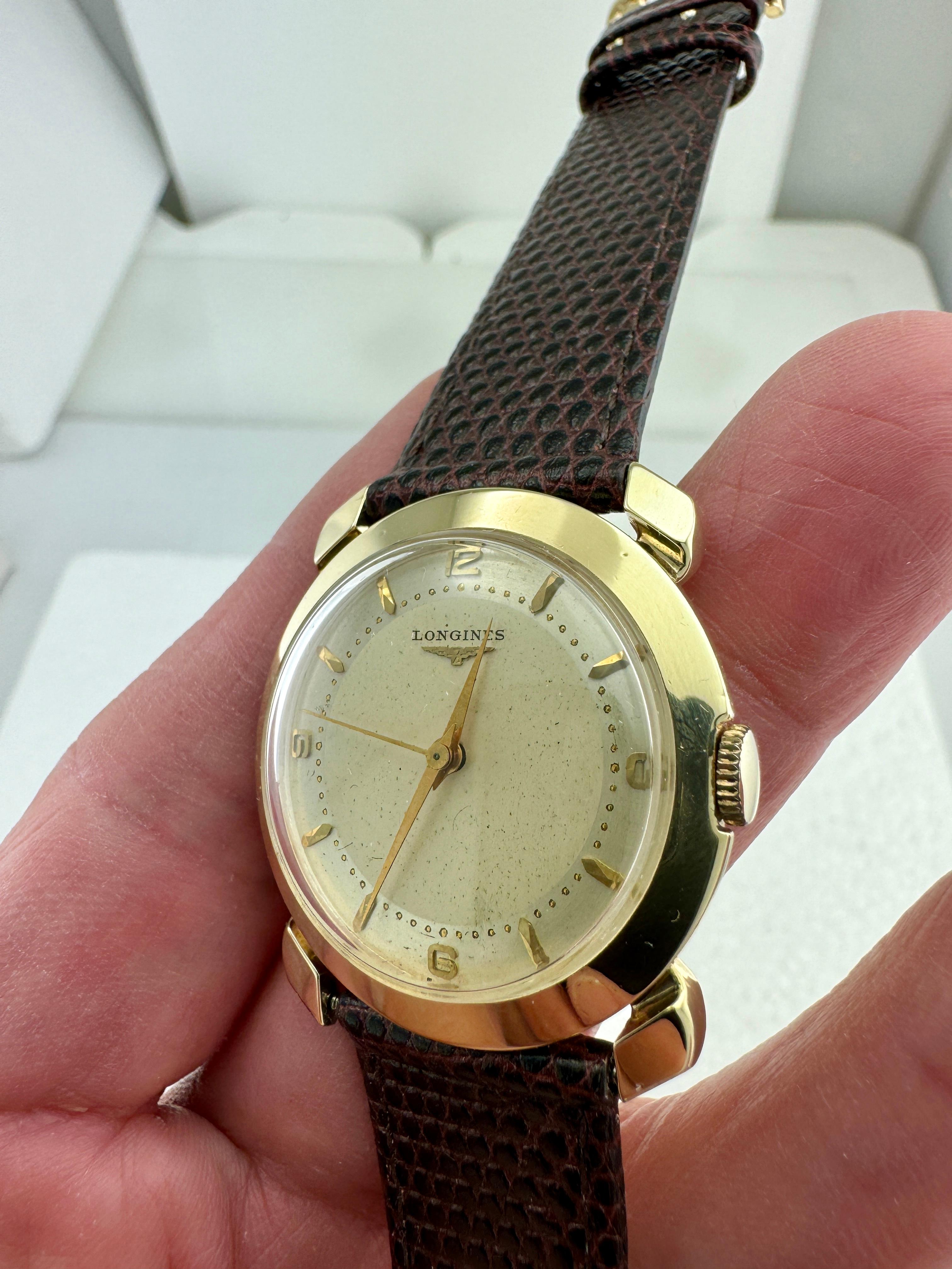 Vintage Longines Yellow Gold Wristwatch  For Sale 1