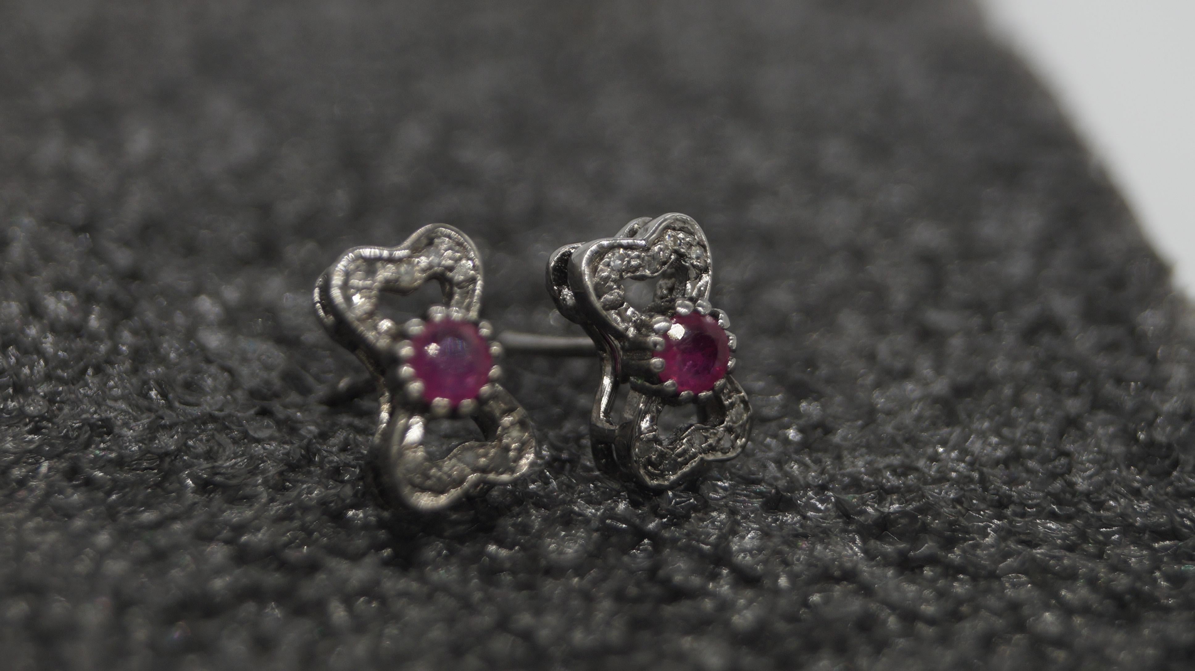 Pendientes de plata de ley con lazo de rubí de Birmania y diamantes naturales de aspecto vintage Corte mixto en venta
