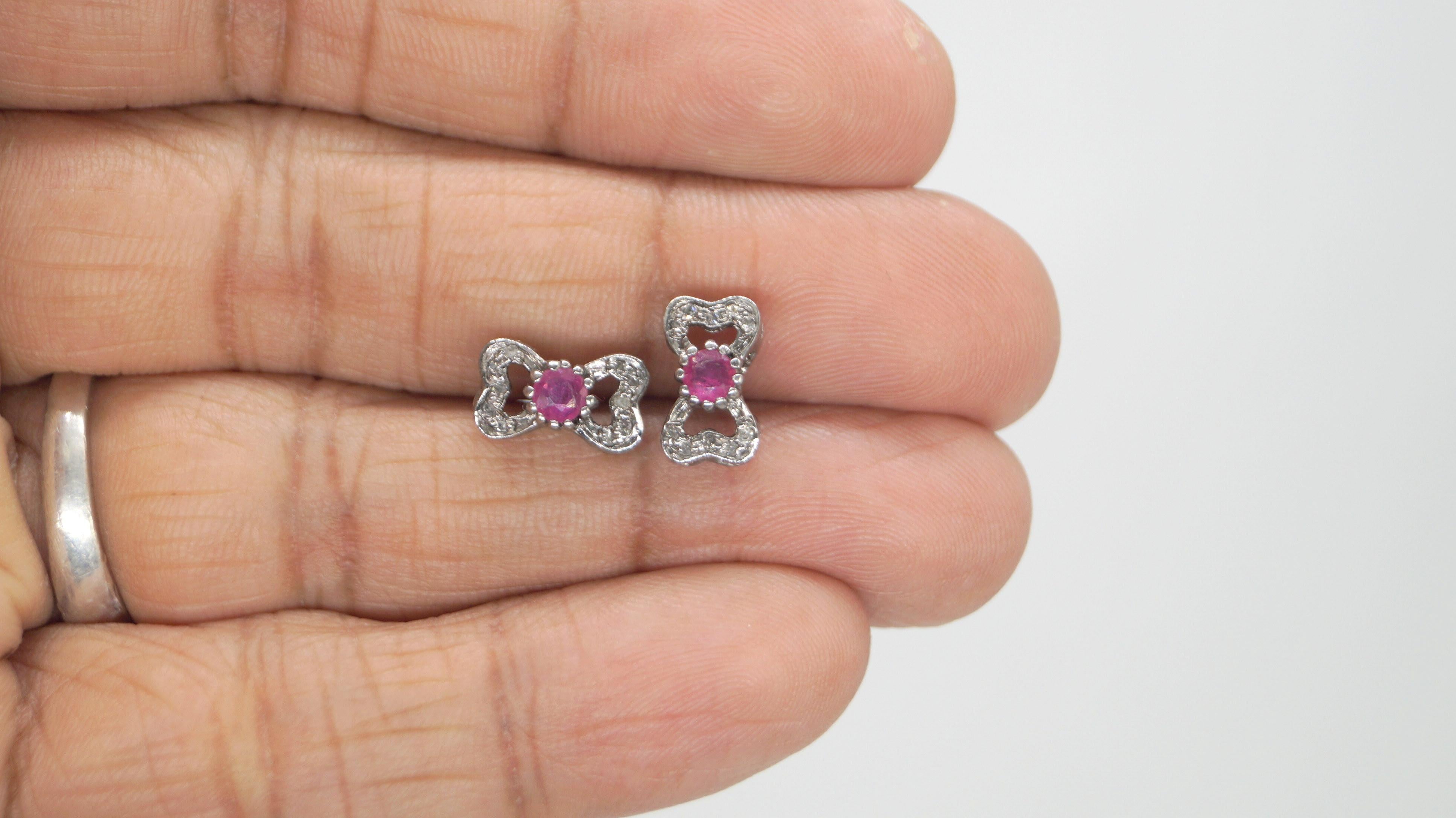 Pendientes de plata de ley con lazo de rubí de Birmania y diamantes naturales de aspecto vintage en venta 2