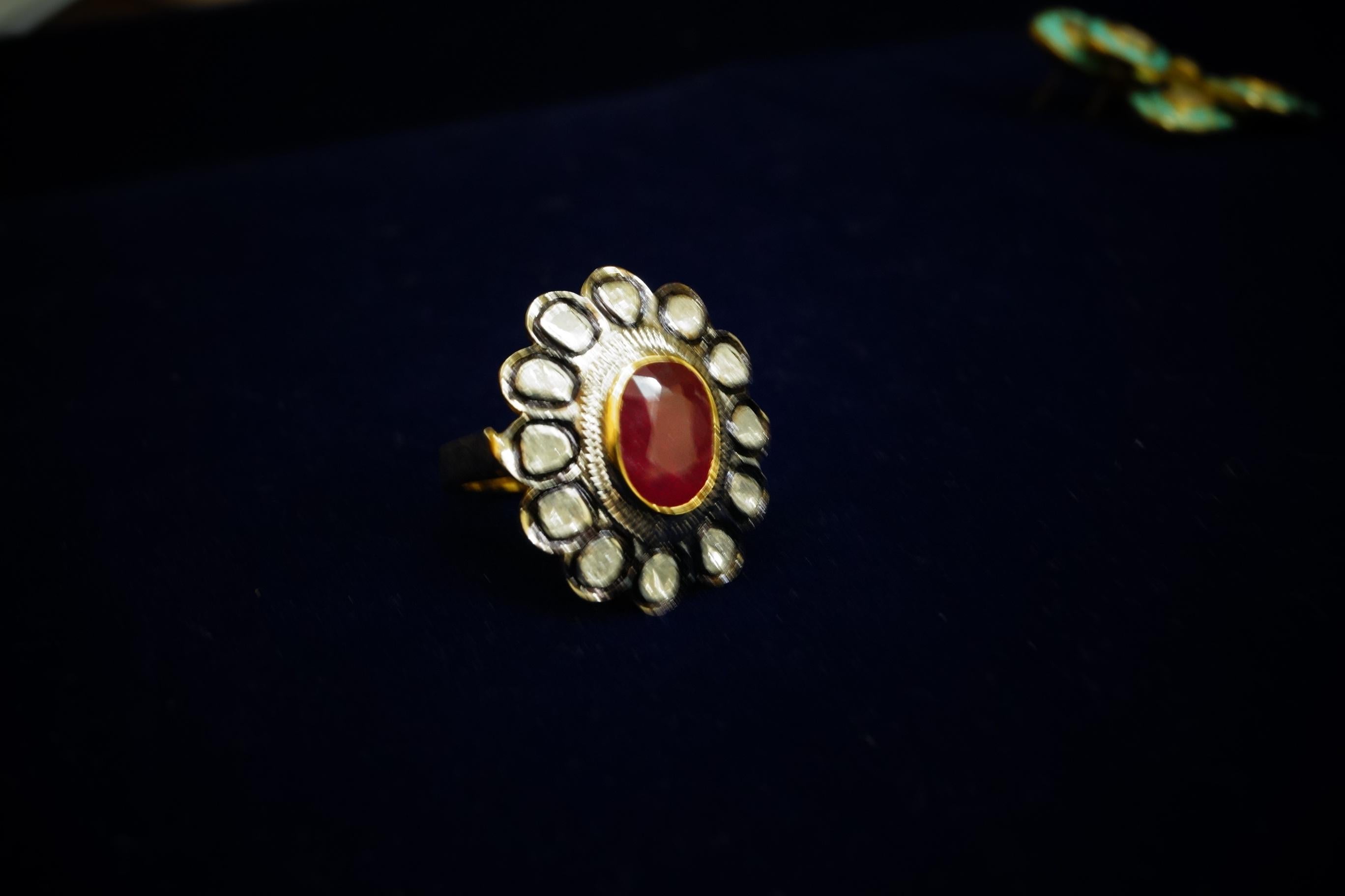 Vintage look Natural uncut rose cut Ruby Diamond sterling silver Ring In New Condition For Sale In Delhi, DL