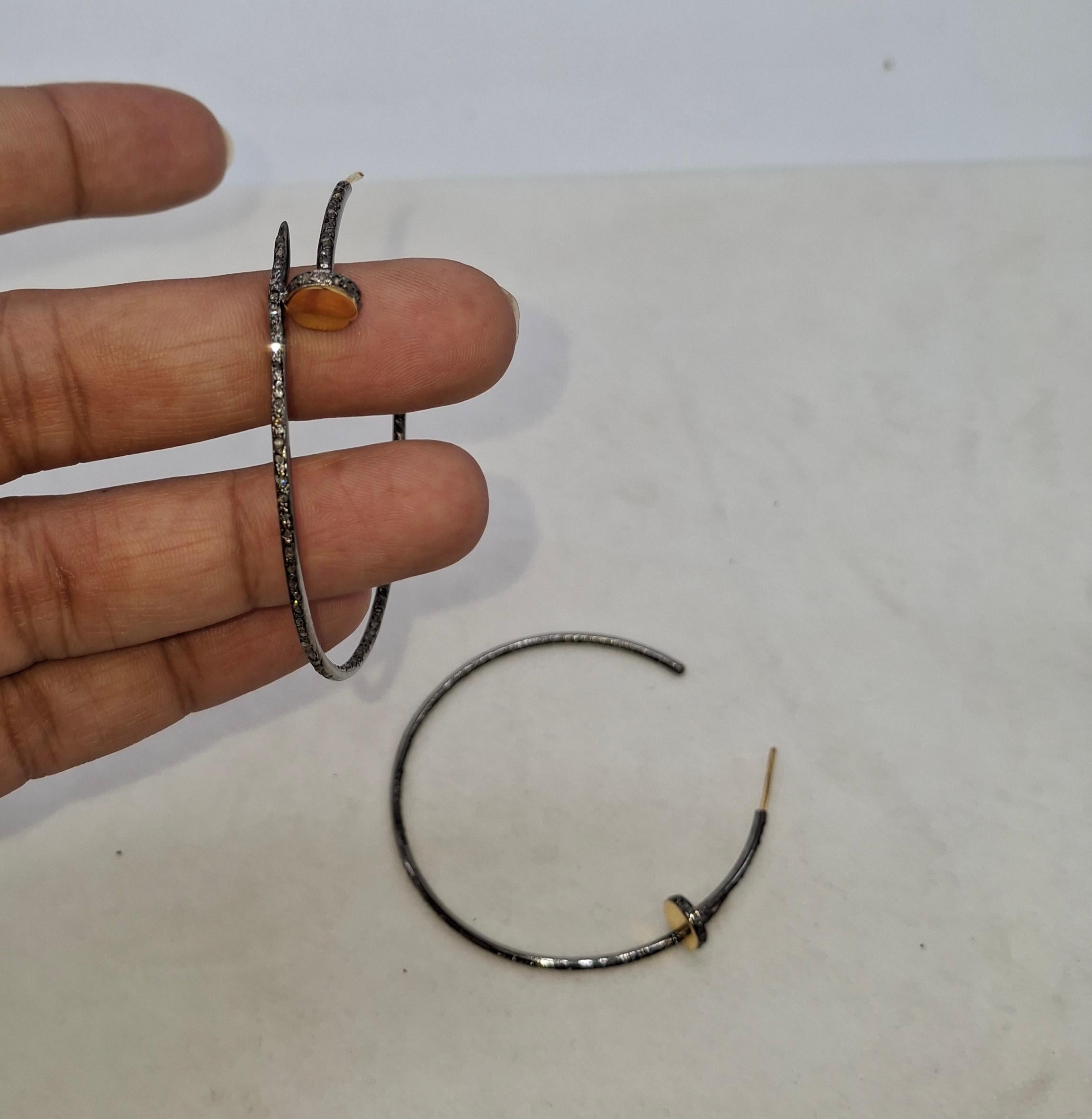 Vintage-Look Pave-Diamanten oxidiert Sterling Silber offen Nagel Creolen Ohrring im Zustand „Neu“ im Angebot in Delhi, DL