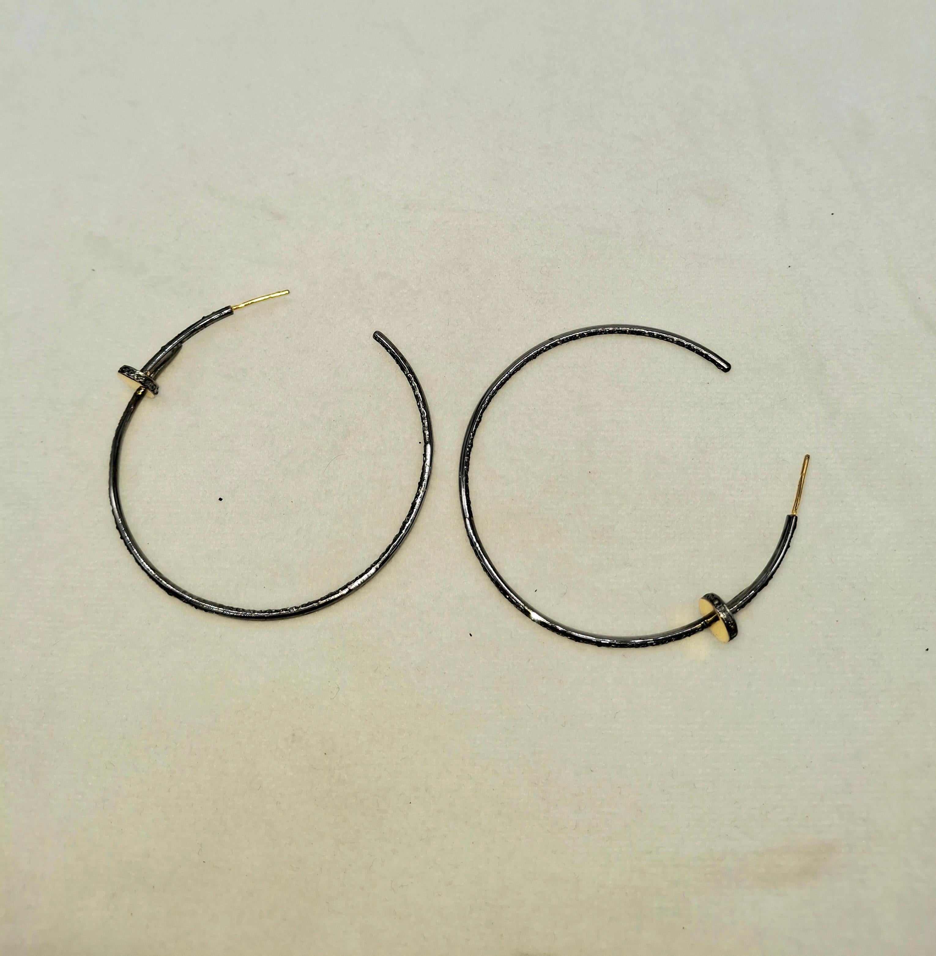 Vintage-Look Pave-Diamanten oxidiert Sterling Silber offen Nagel Creolen Ohrring Damen im Angebot