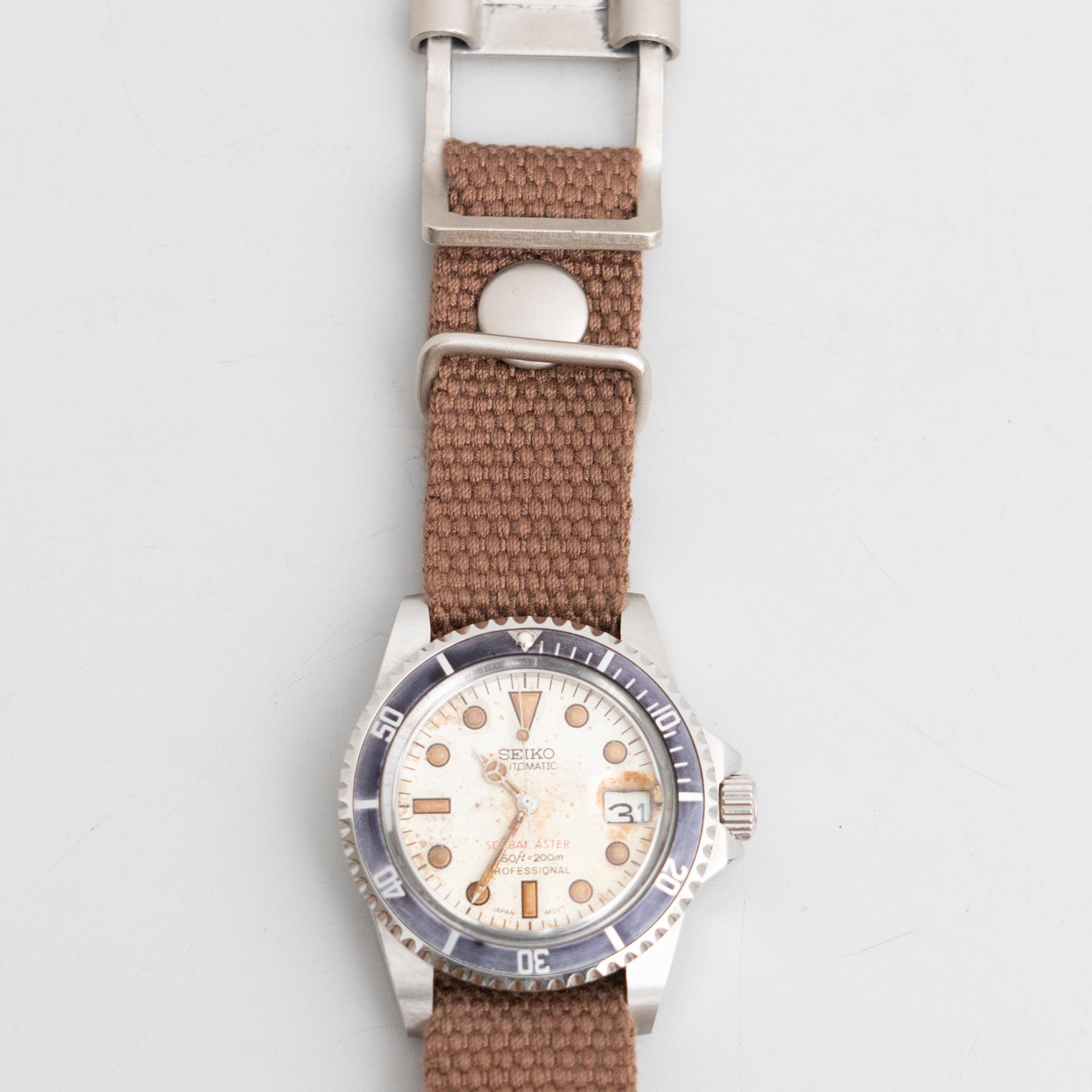 Spanish Vintage Seiko Wristwatch, circa 1990 For Sale
