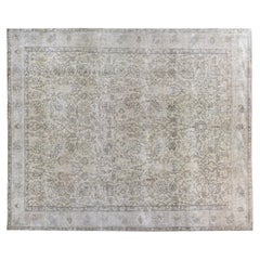 Vintage Look Traditional Pakistani Area Rug