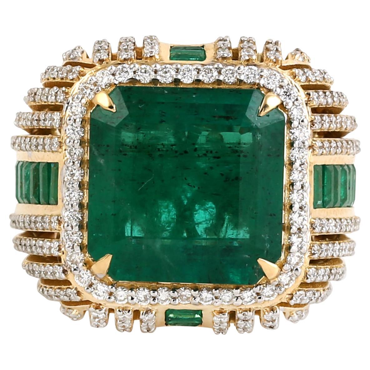 Vintage Looking Zambian Emerald Cocktail Ring With Diamonds