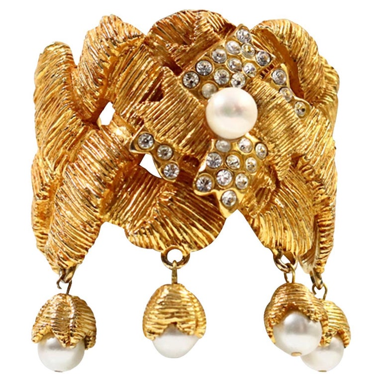 Vintage Lorenz Baumer Gold Diamante Faux Pearl Bracelet Circa 1980s For Sale