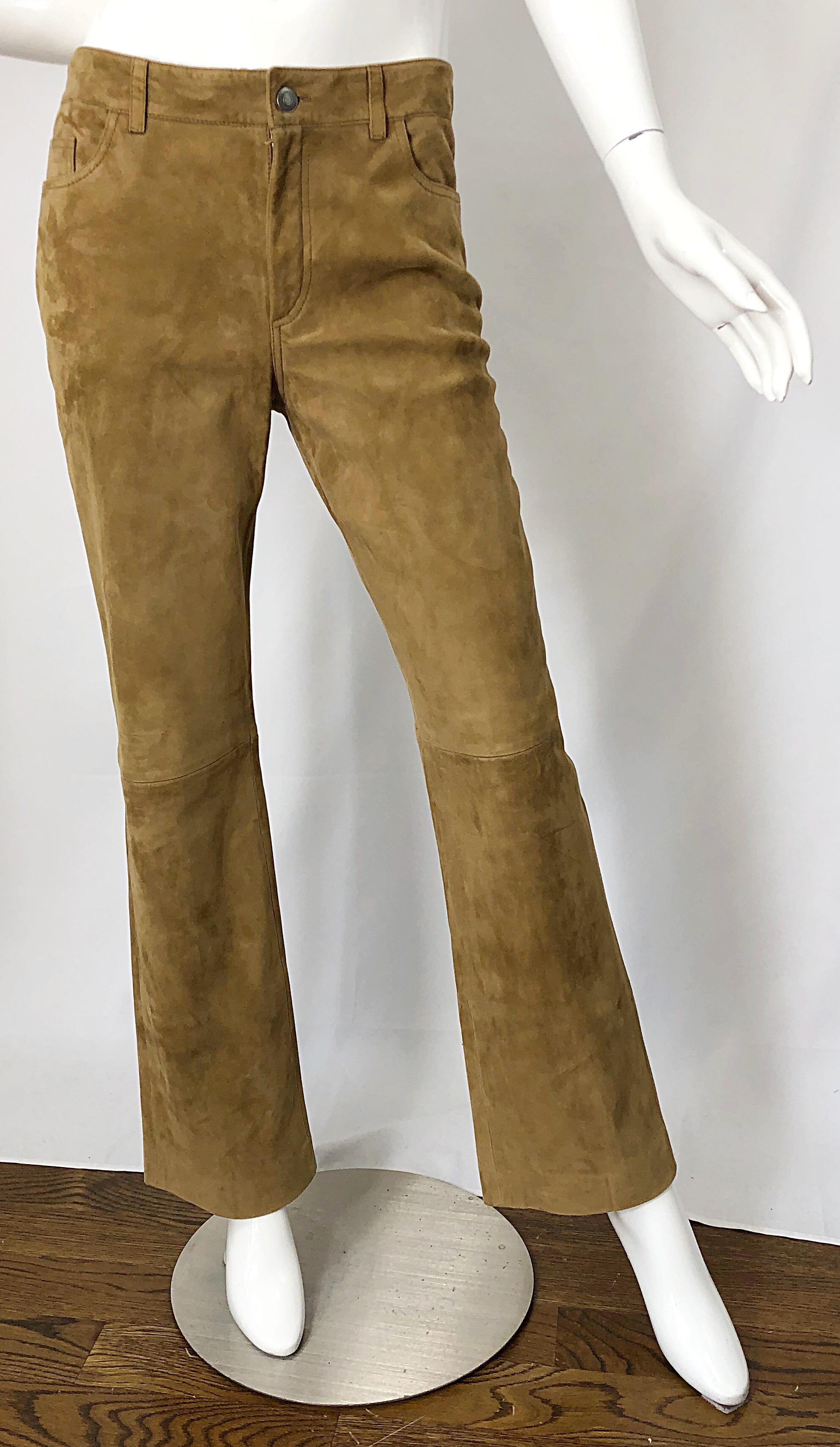 Chic and classic late 90s vintage LORO PIANA camel brown suede leather high waisted pants! Features the softest lightweight suede, and is fully lined in silk. Pockets at each side of the waist, and two on the rear. Button closure with a zipper fly.