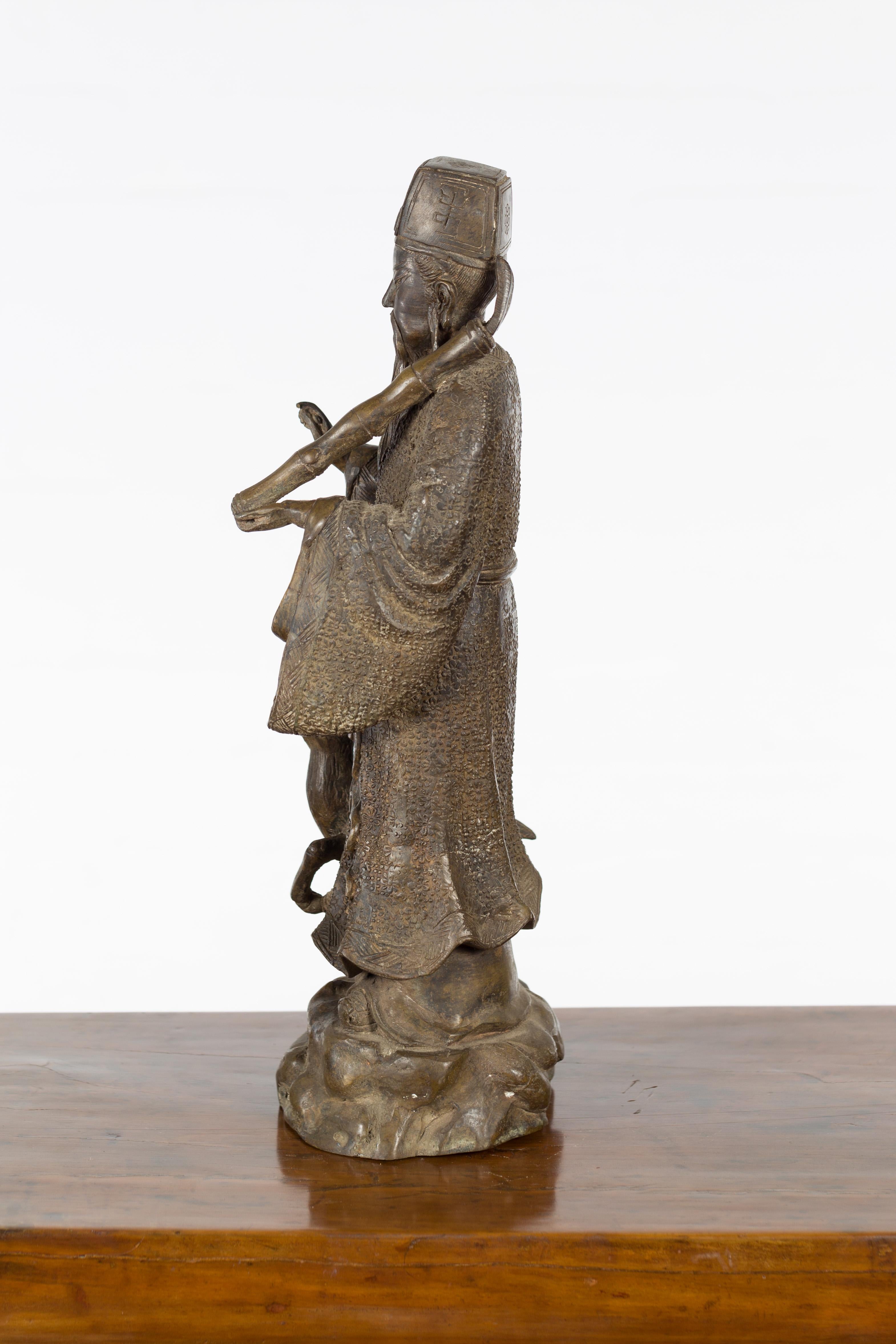 Statuette vintage en bronze coulé à la cire perdue d'une figure ancestrale chinoise en vente 11