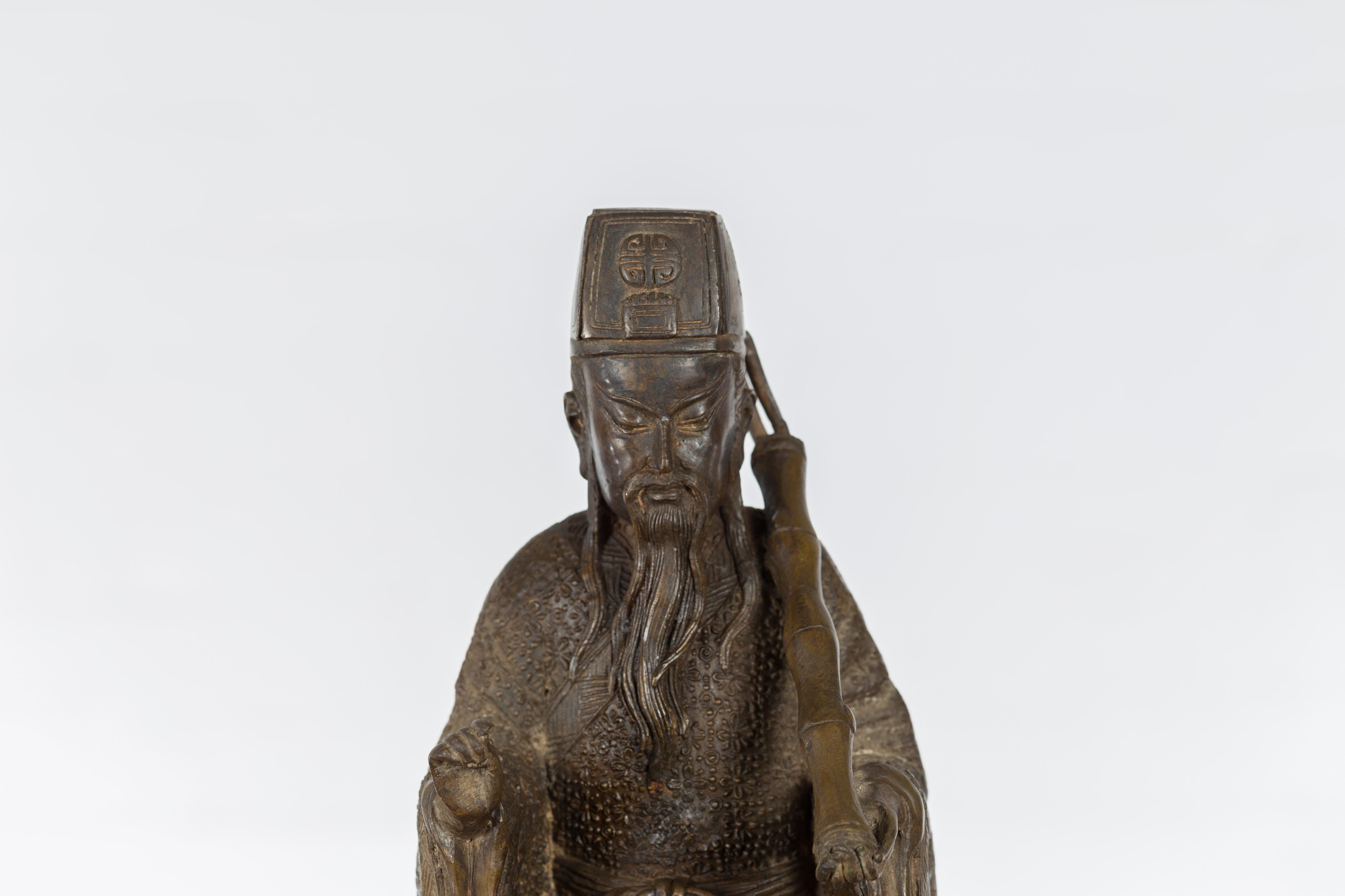 20ième siècle Statuette vintage en bronze coulé à la cire perdue d'une figure ancestrale chinoise en vente