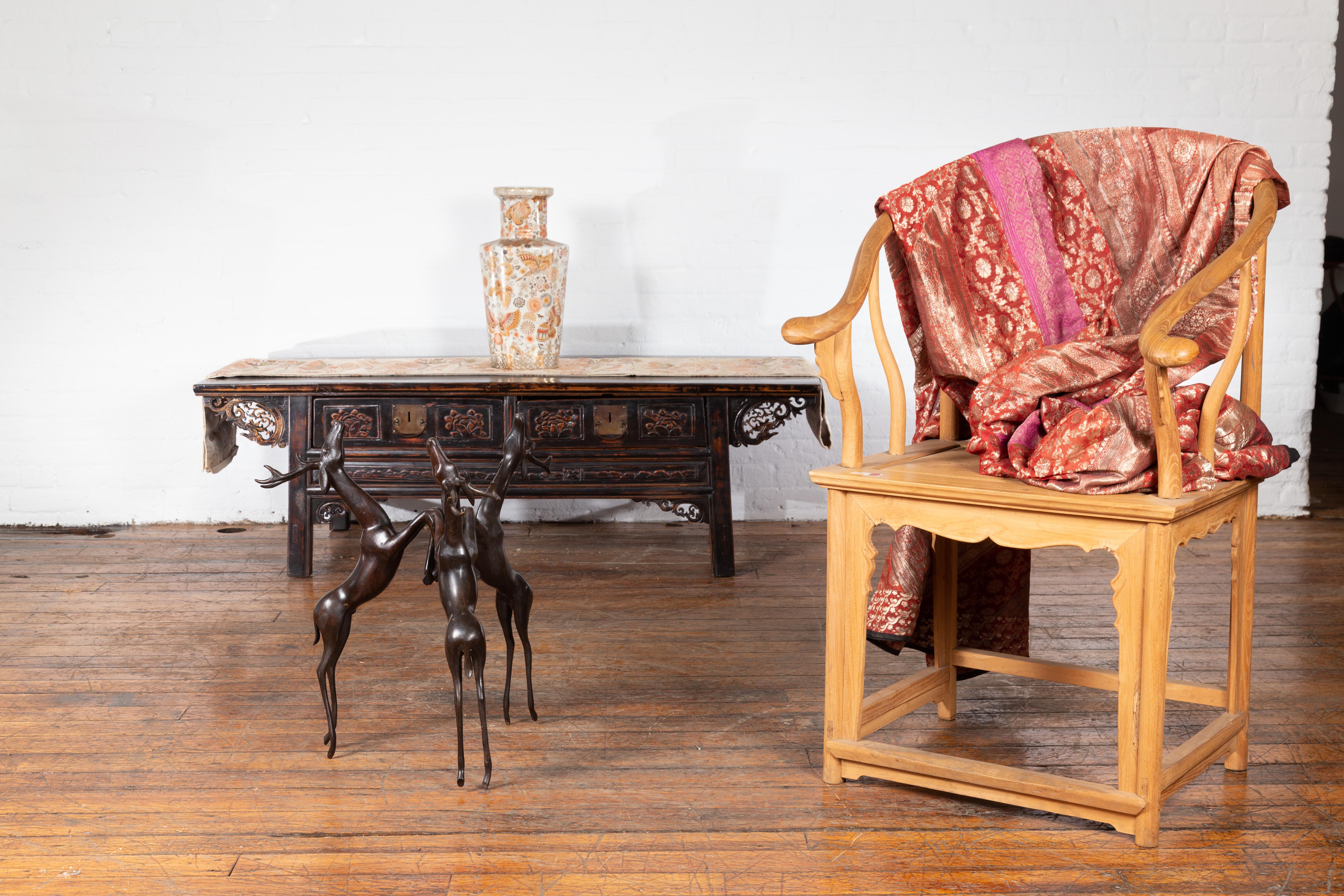 Moulage Base de table basse vintage en bronze coulé à la cire perdue, triple cerf, patine bronze foncé en vente
